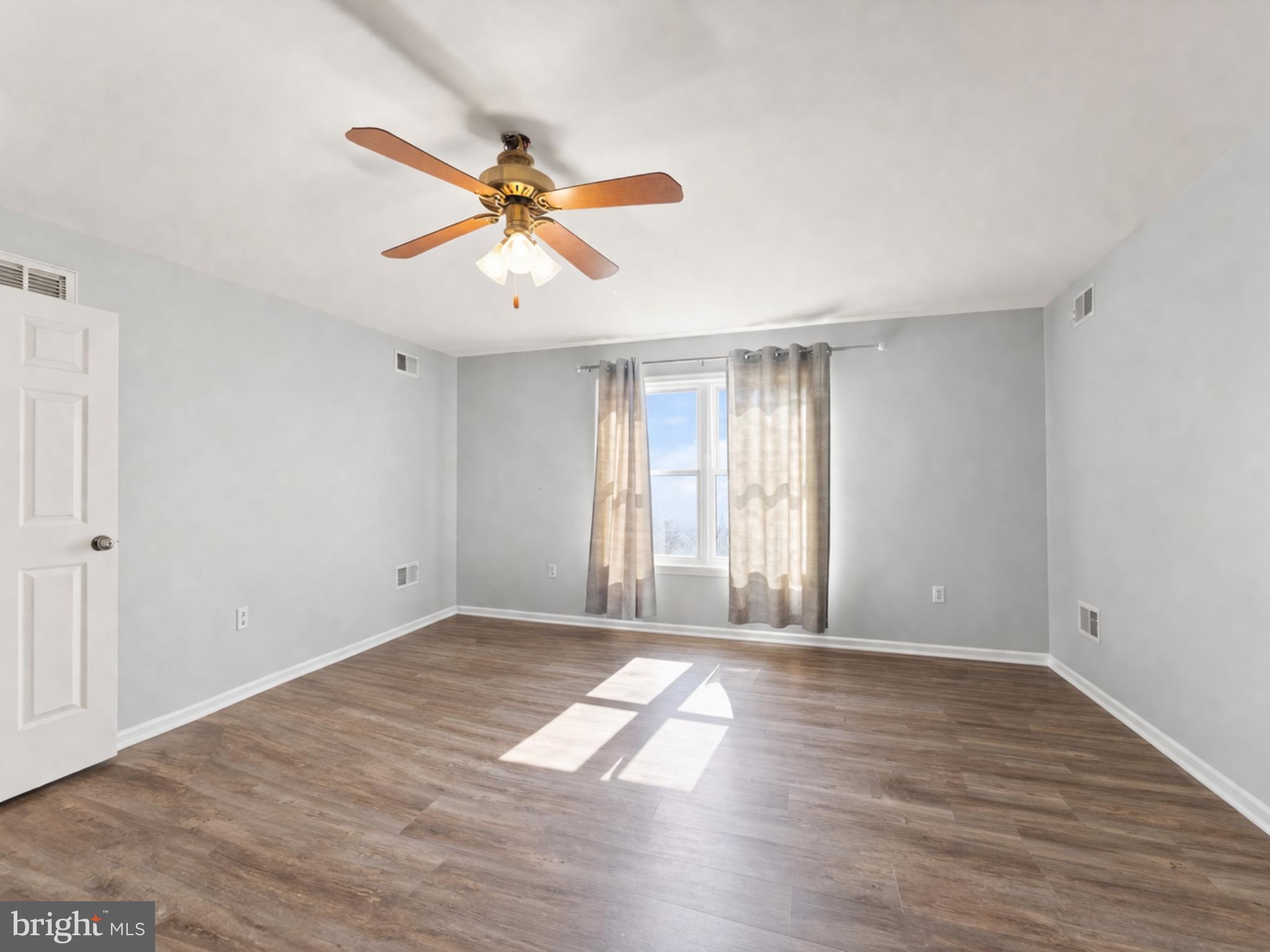 BULL RUN MOUNTAIN - Residential