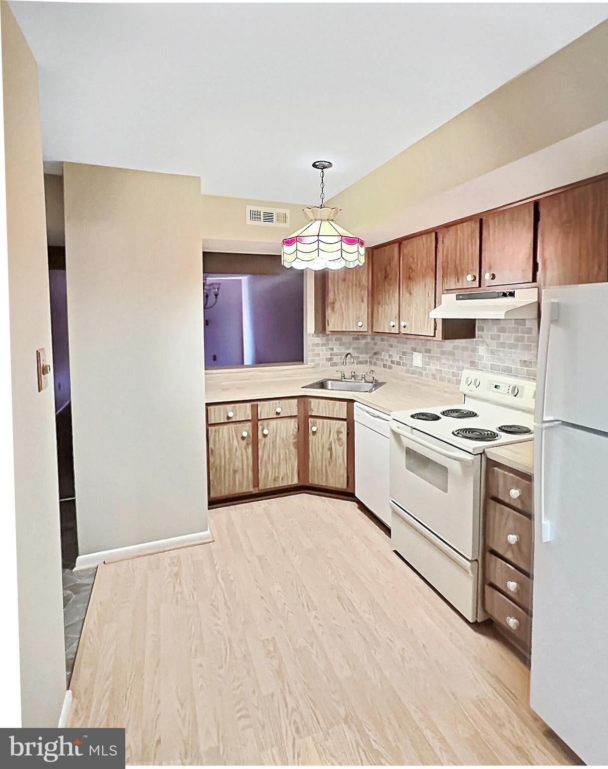 MAPLE VALLEY - Residential Lease