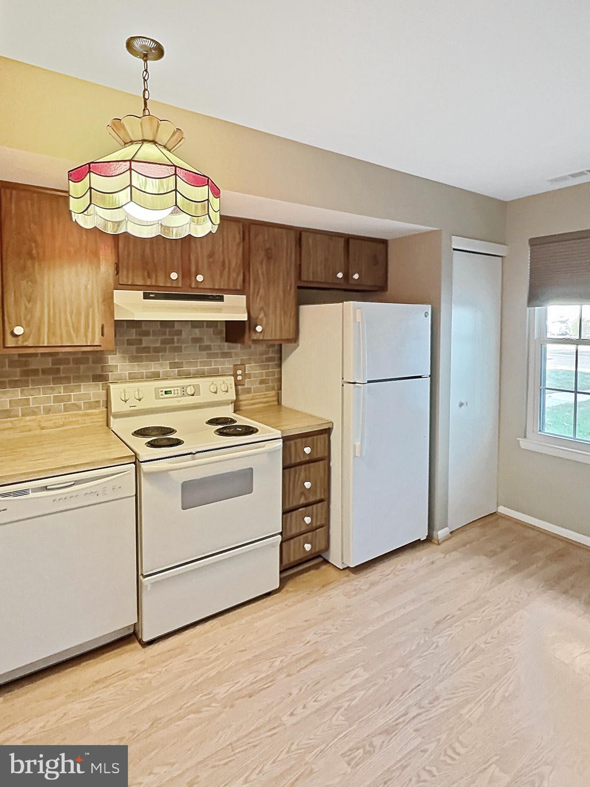MAPLE VALLEY - Residential Lease