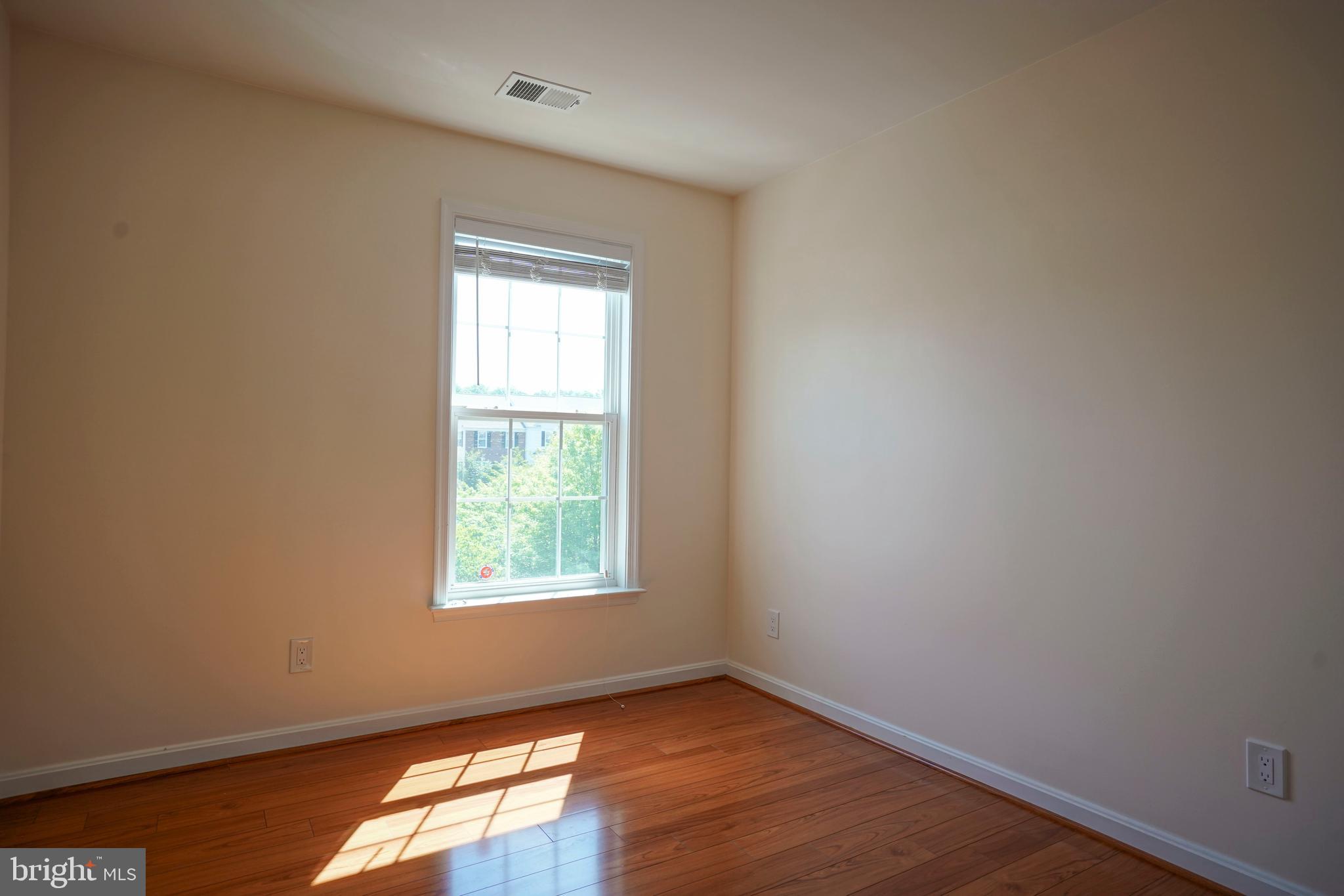 FAIRCREST - Residential Lease