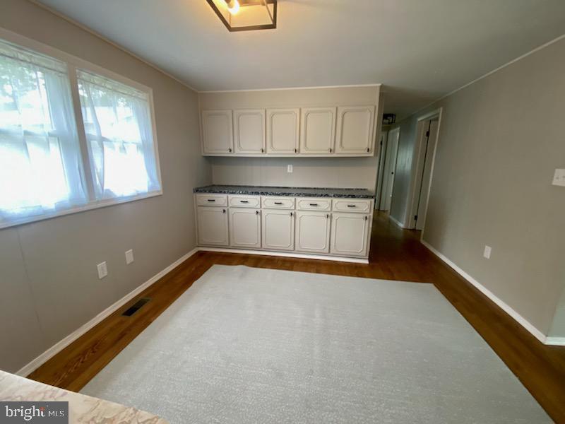 3220 ANTHONY HIGHWAY