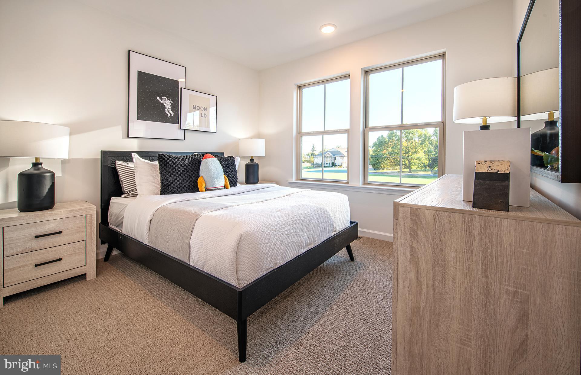 LEWIS POINTE - Residential