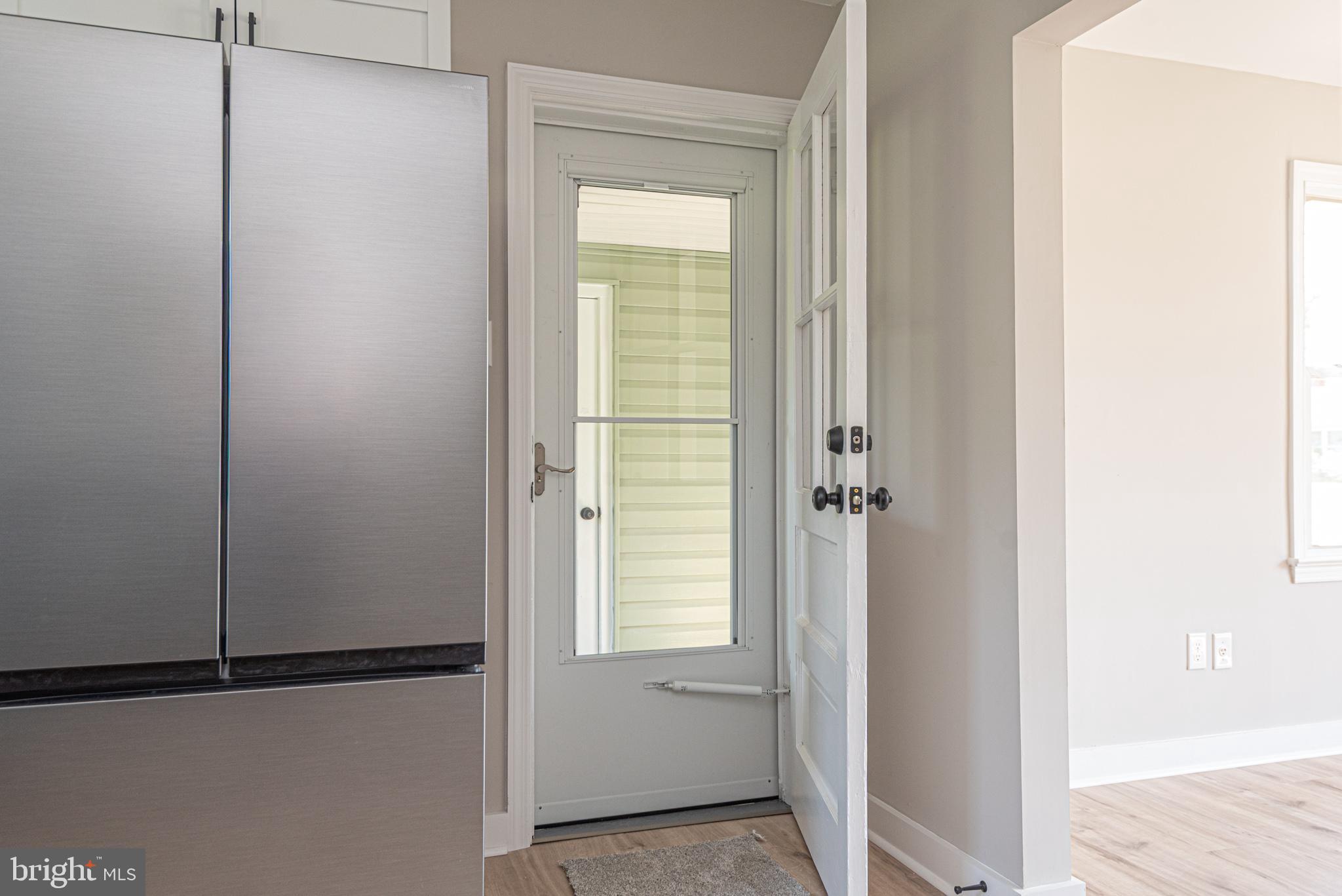 DELMAR MANOR - Residential