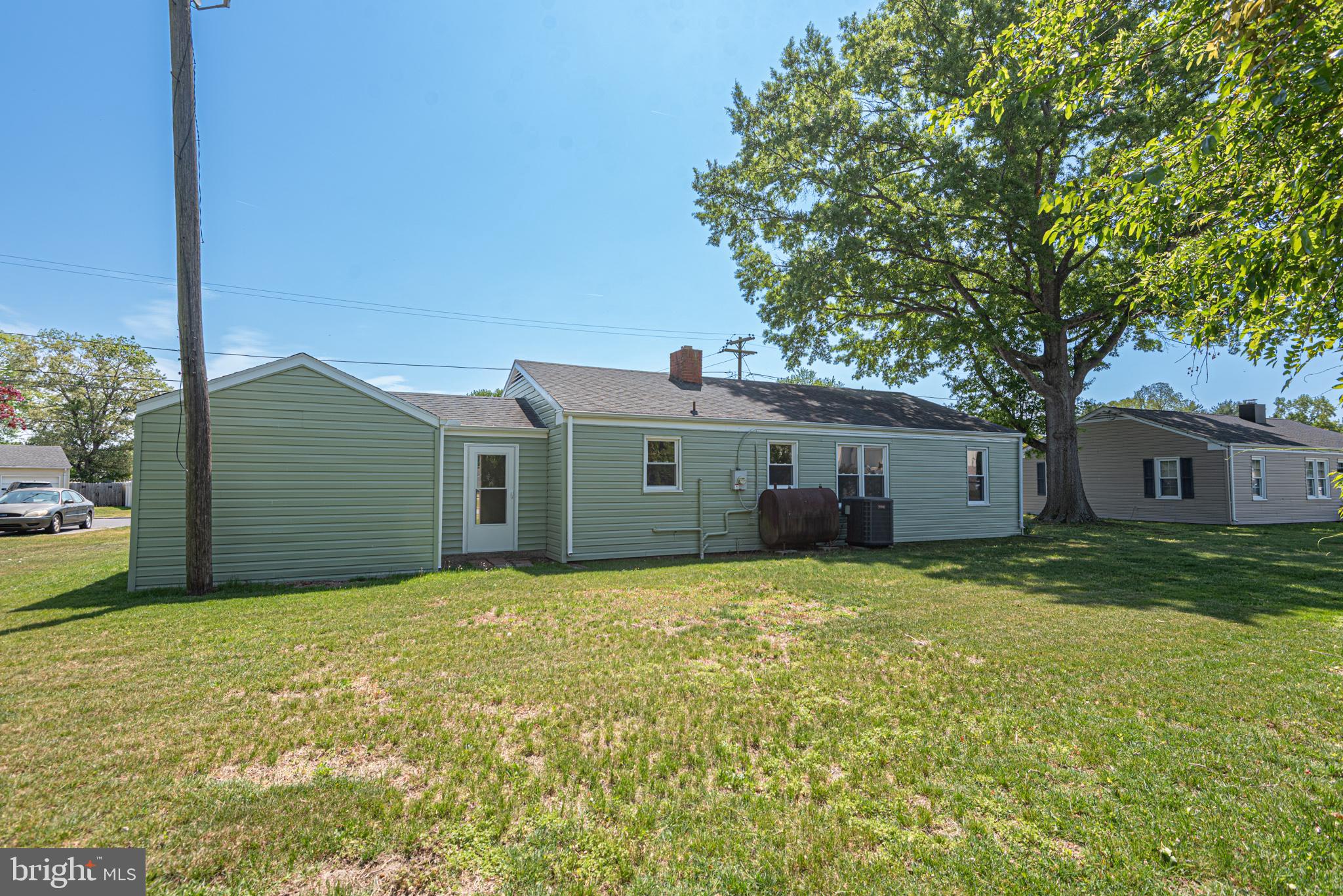 DELMAR MANOR - Residential