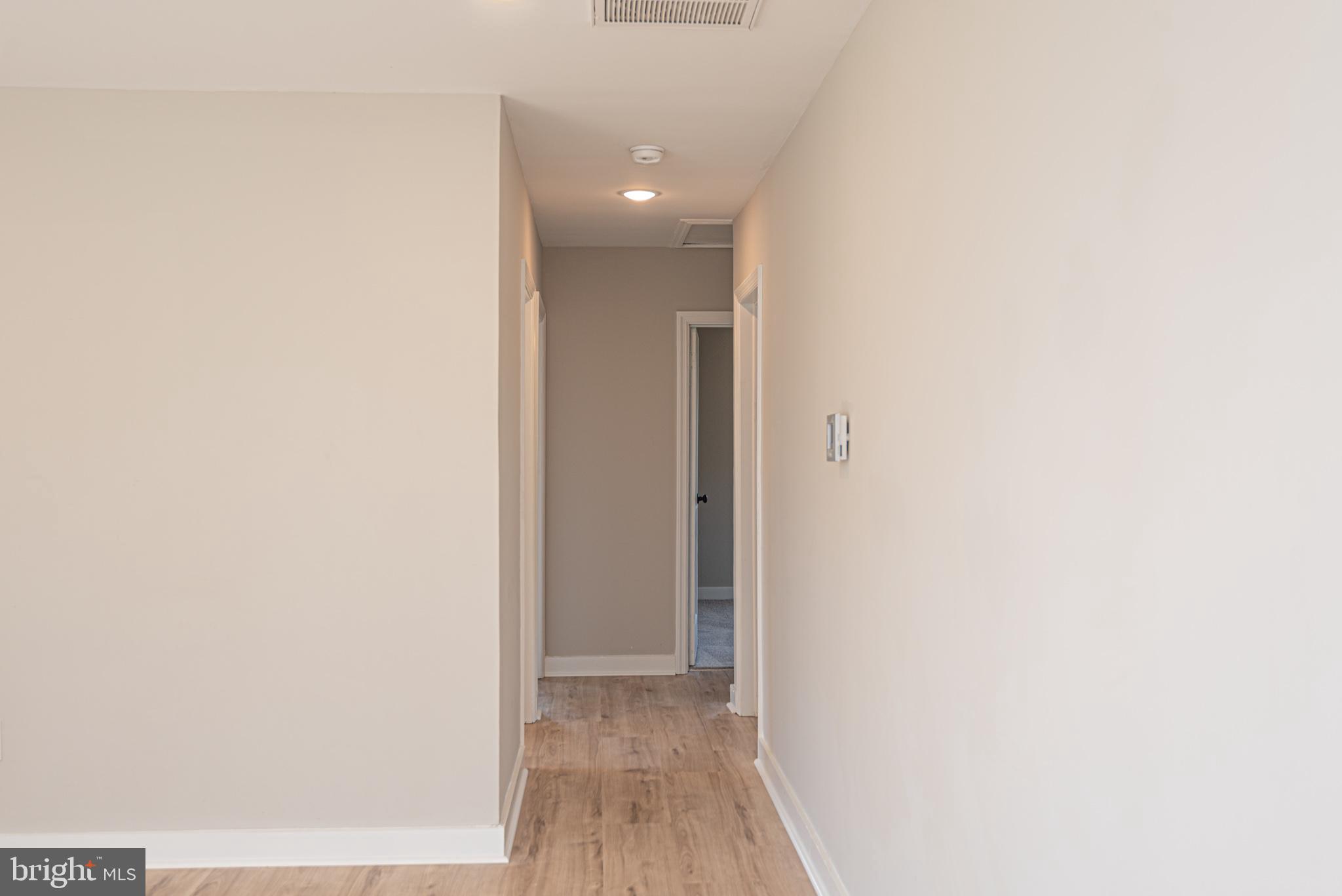 DELMAR MANOR - Residential