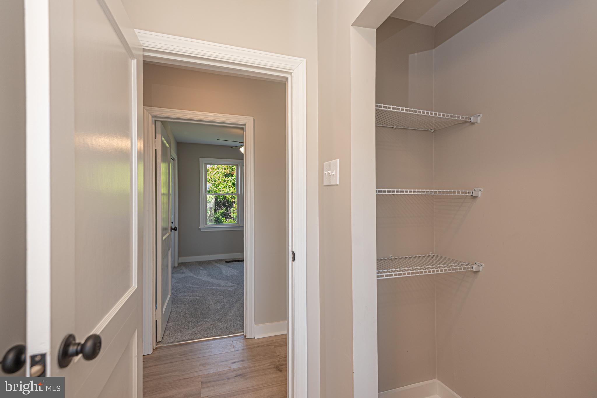 DELMAR MANOR - Residential