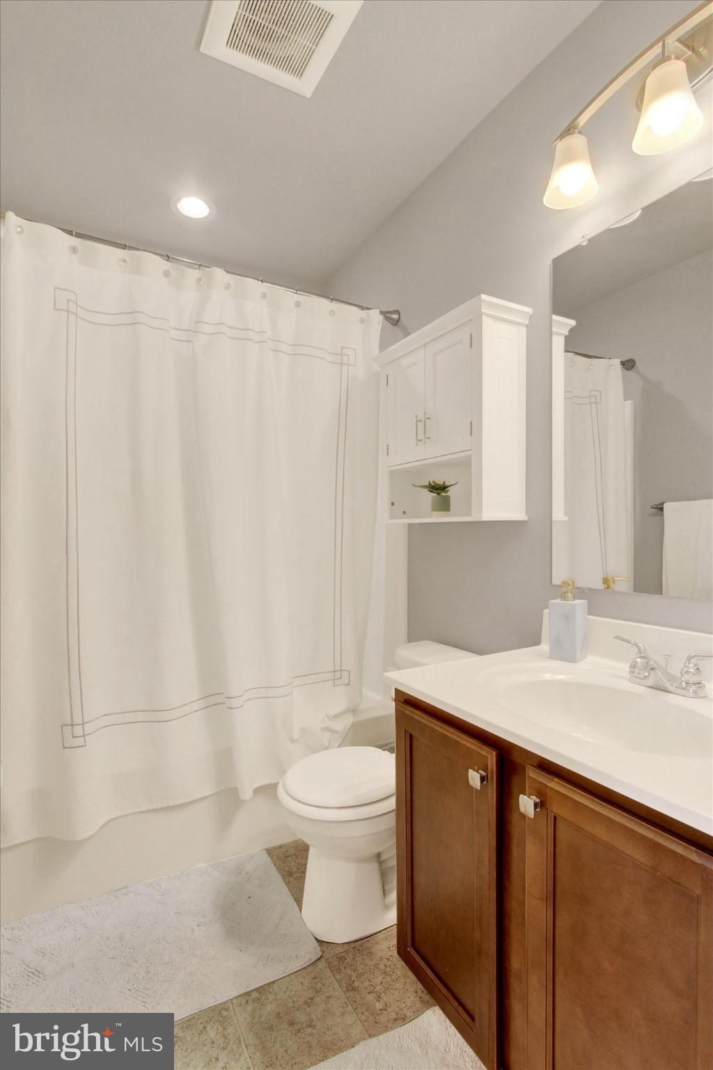 CHAPEL RIDGE - Residential