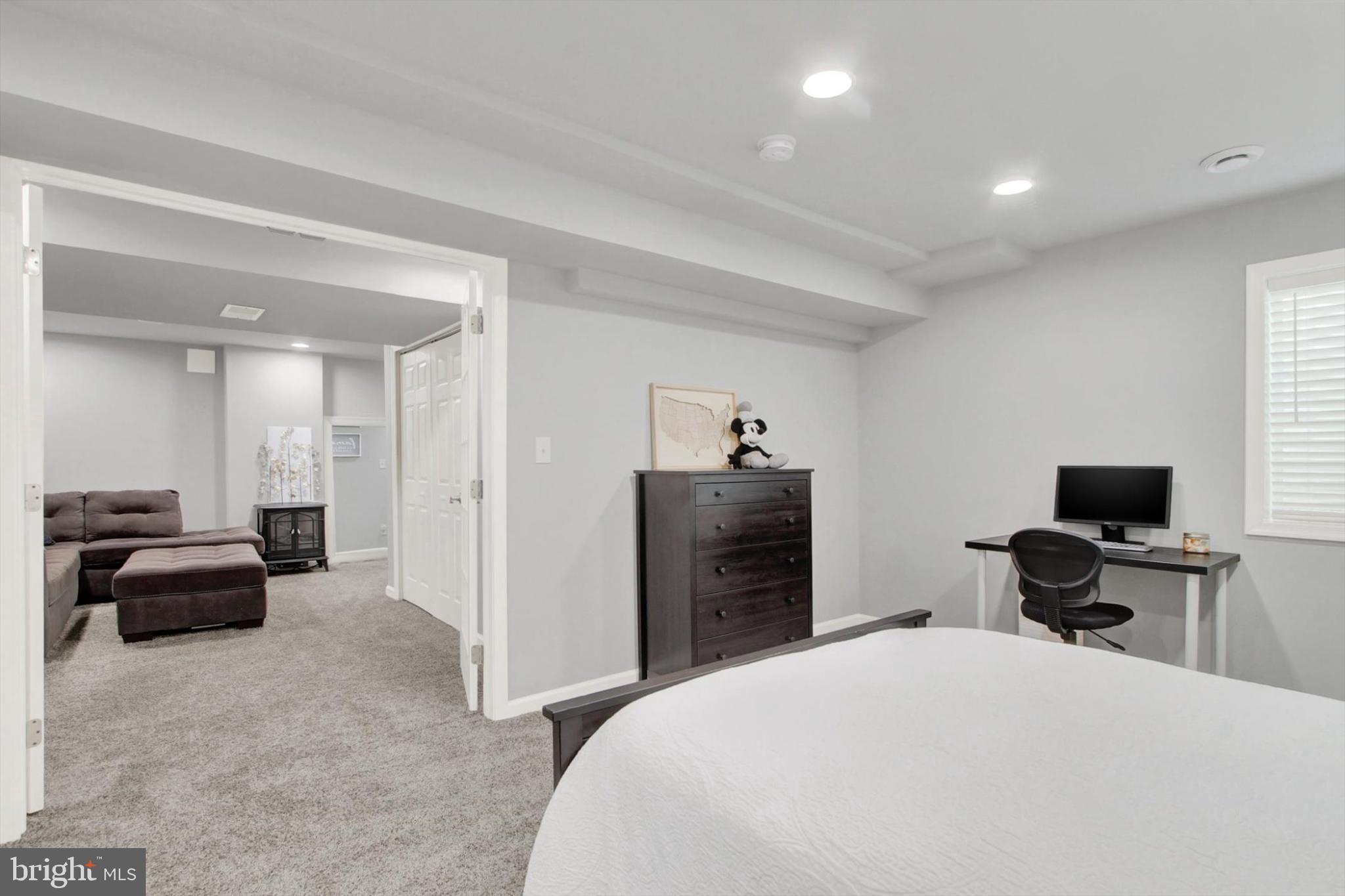 CHAPEL RIDGE - Residential