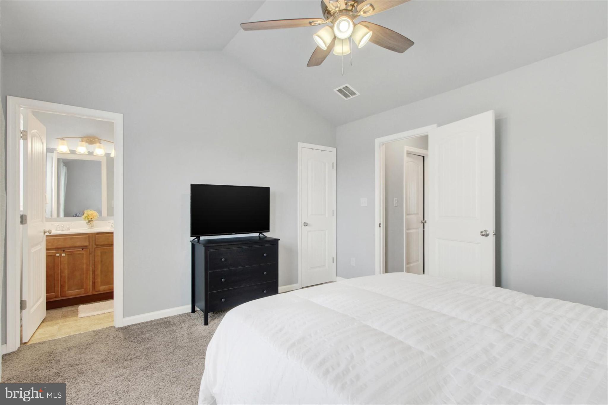 CHAPEL RIDGE - Residential