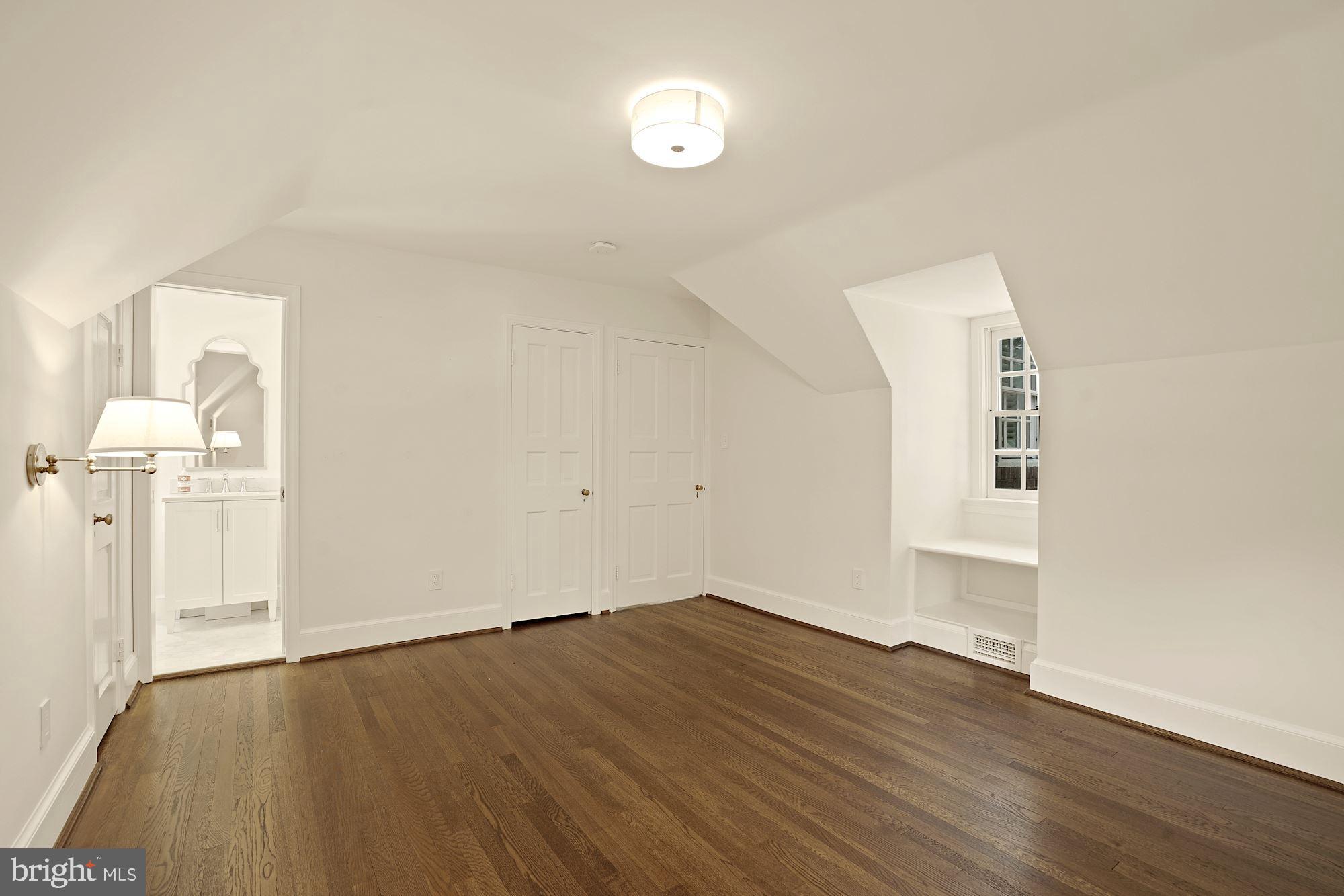 KENWOOD - Residential