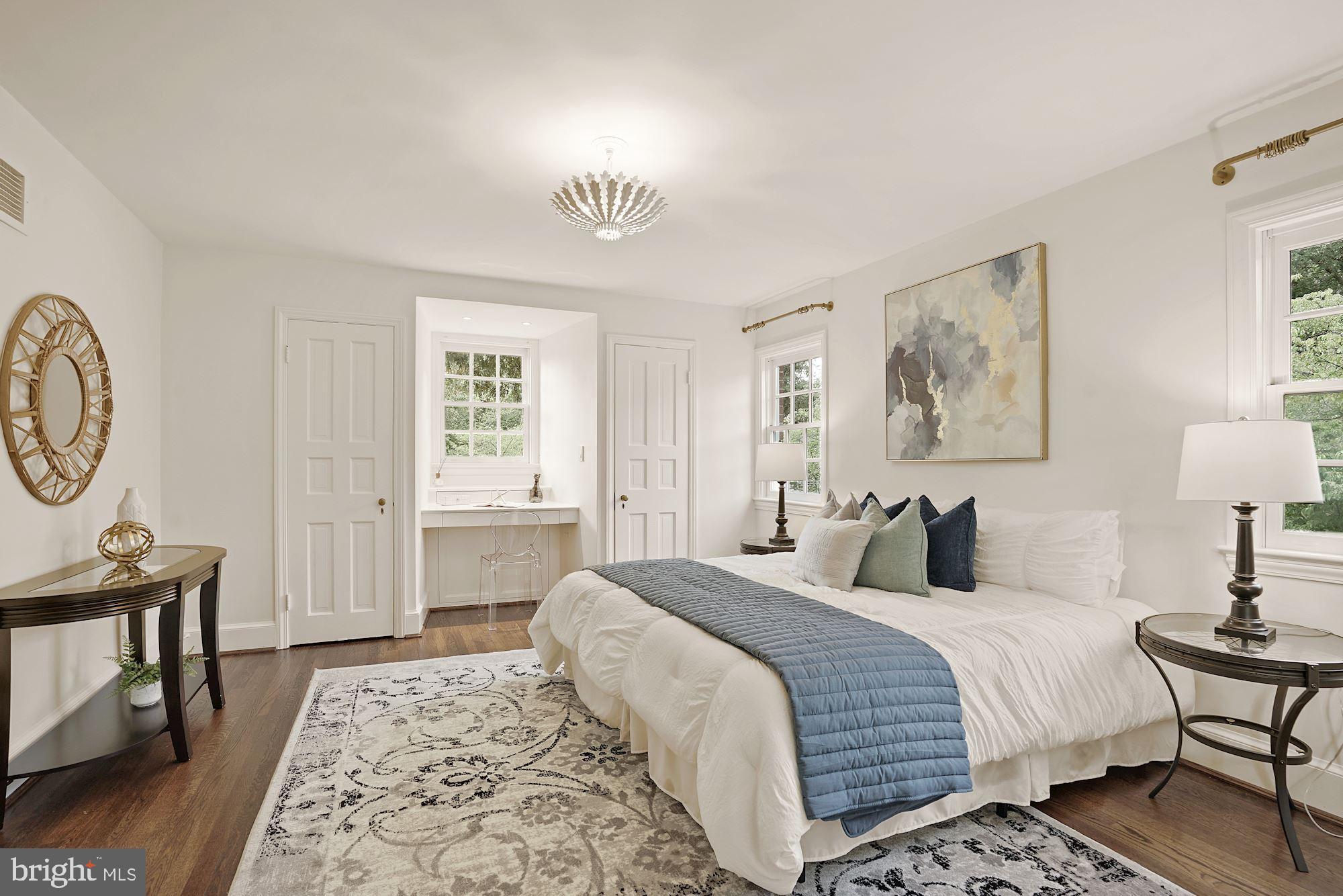 KENWOOD - Residential