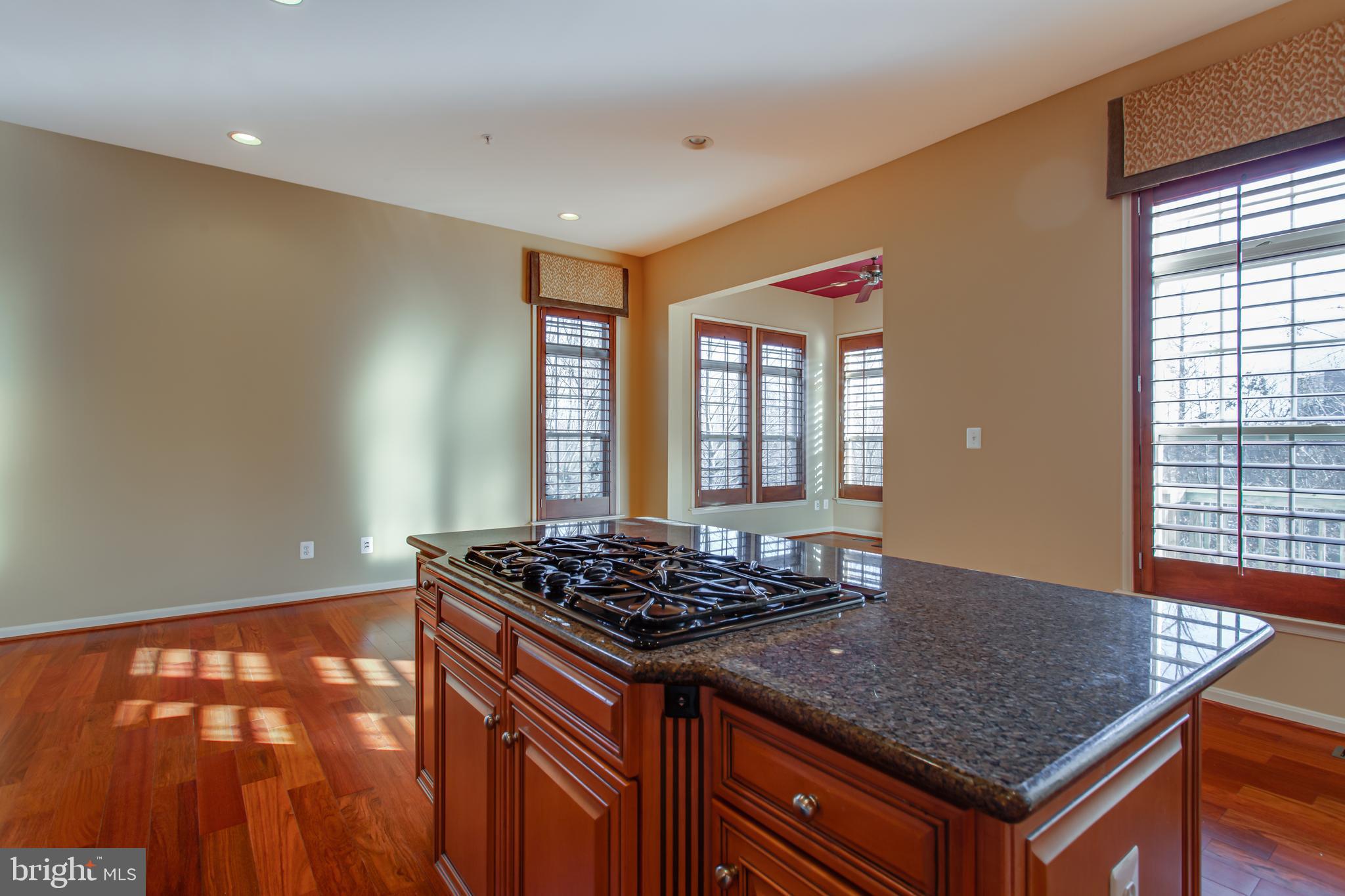 BROADLANDS SOUTH - Residential Lease