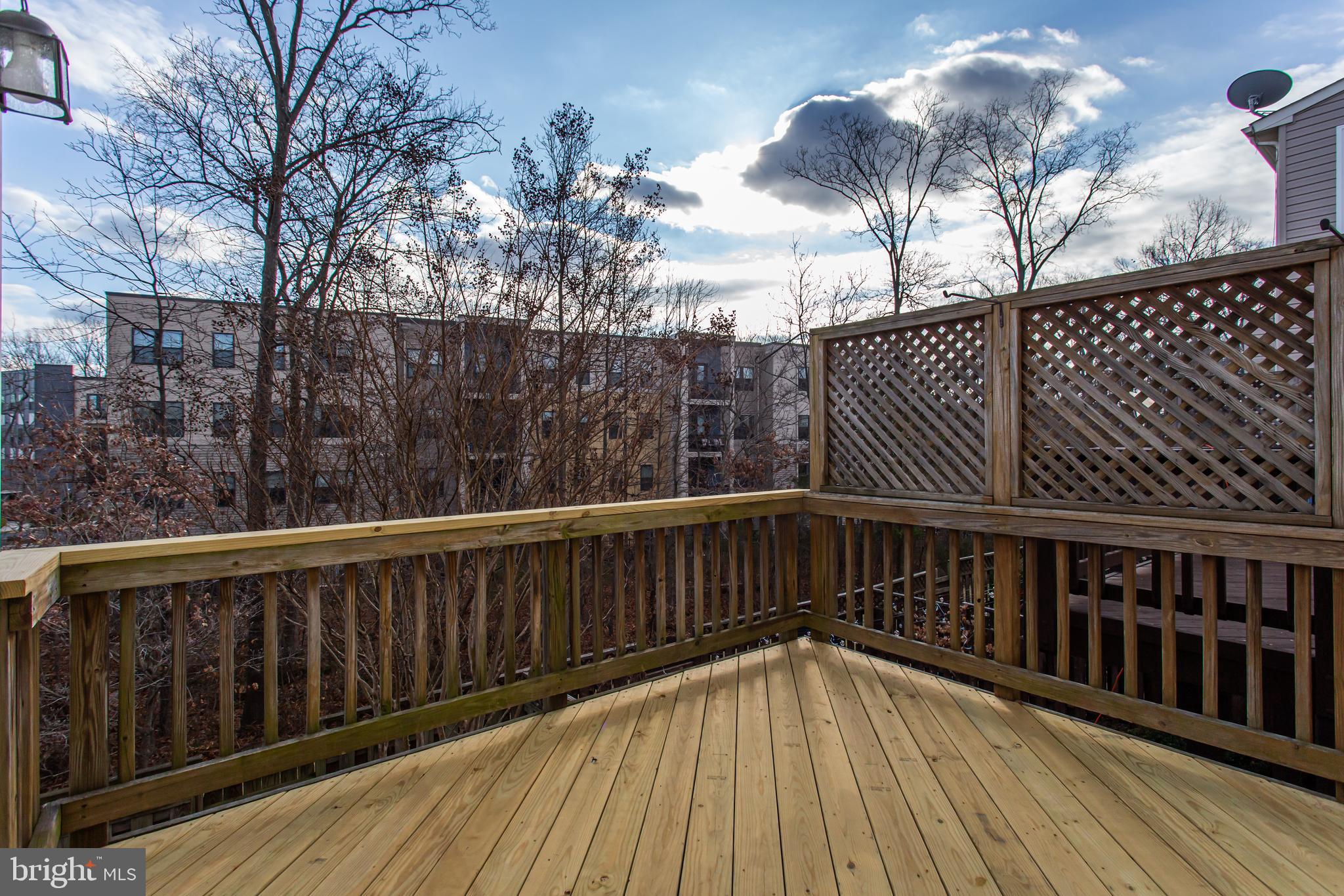 BROADLANDS SOUTH - Residential Lease