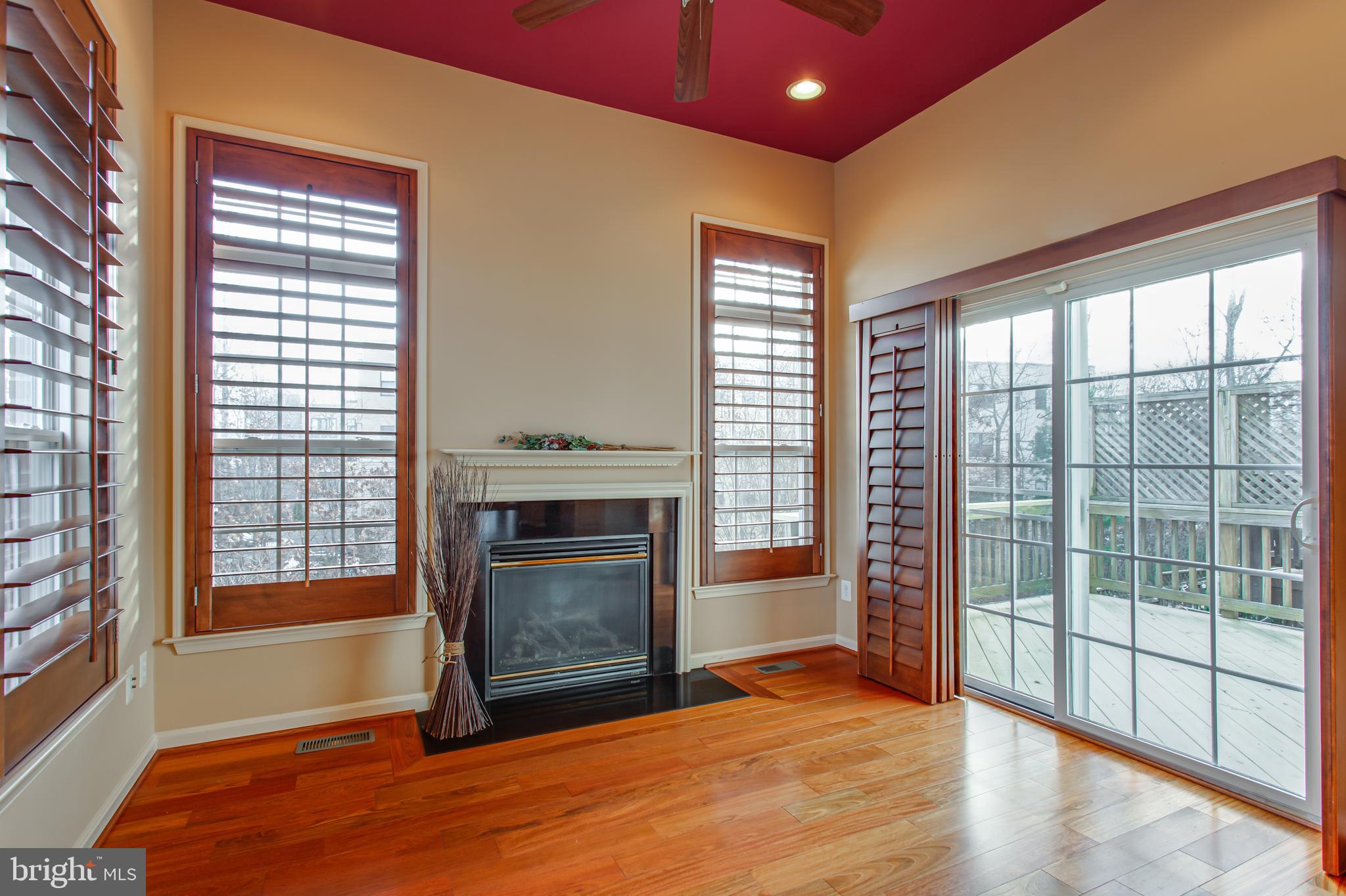 BROADLANDS SOUTH - Residential Lease