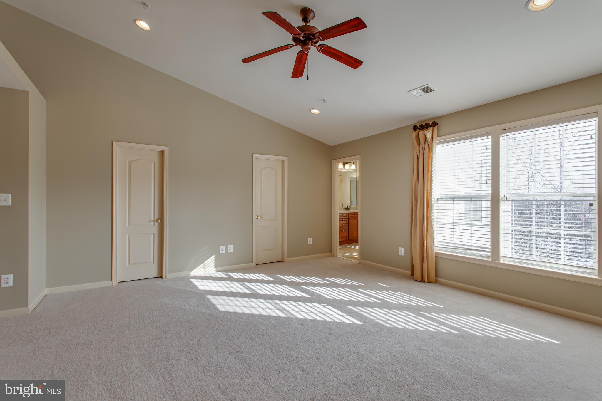 BROADLANDS SOUTH - Residential Lease