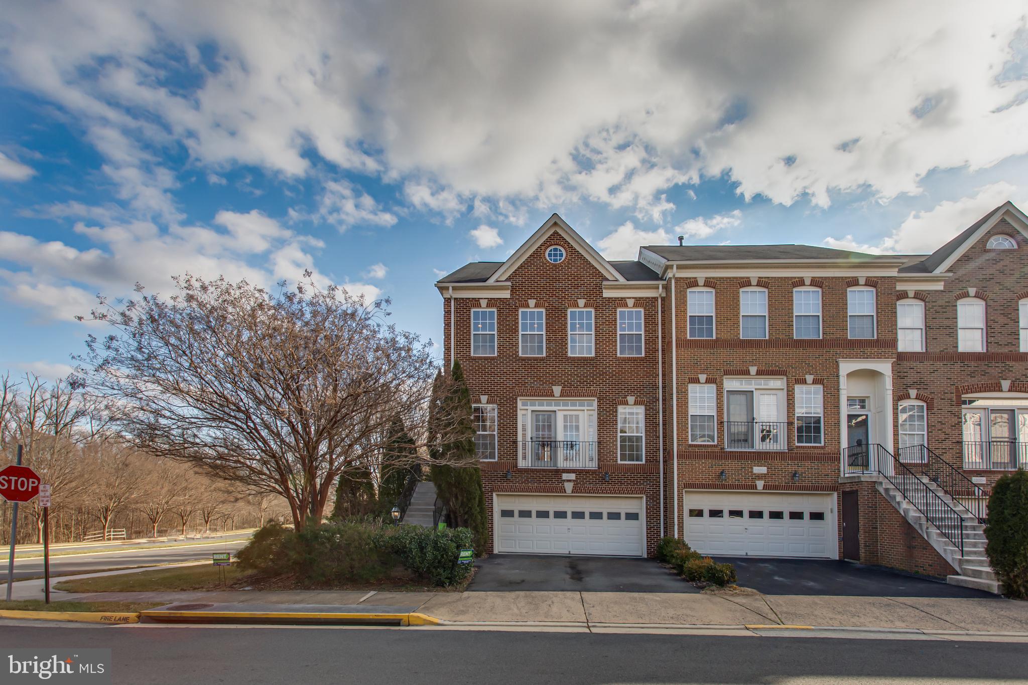 BROADLANDS SOUTH - Residential Lease