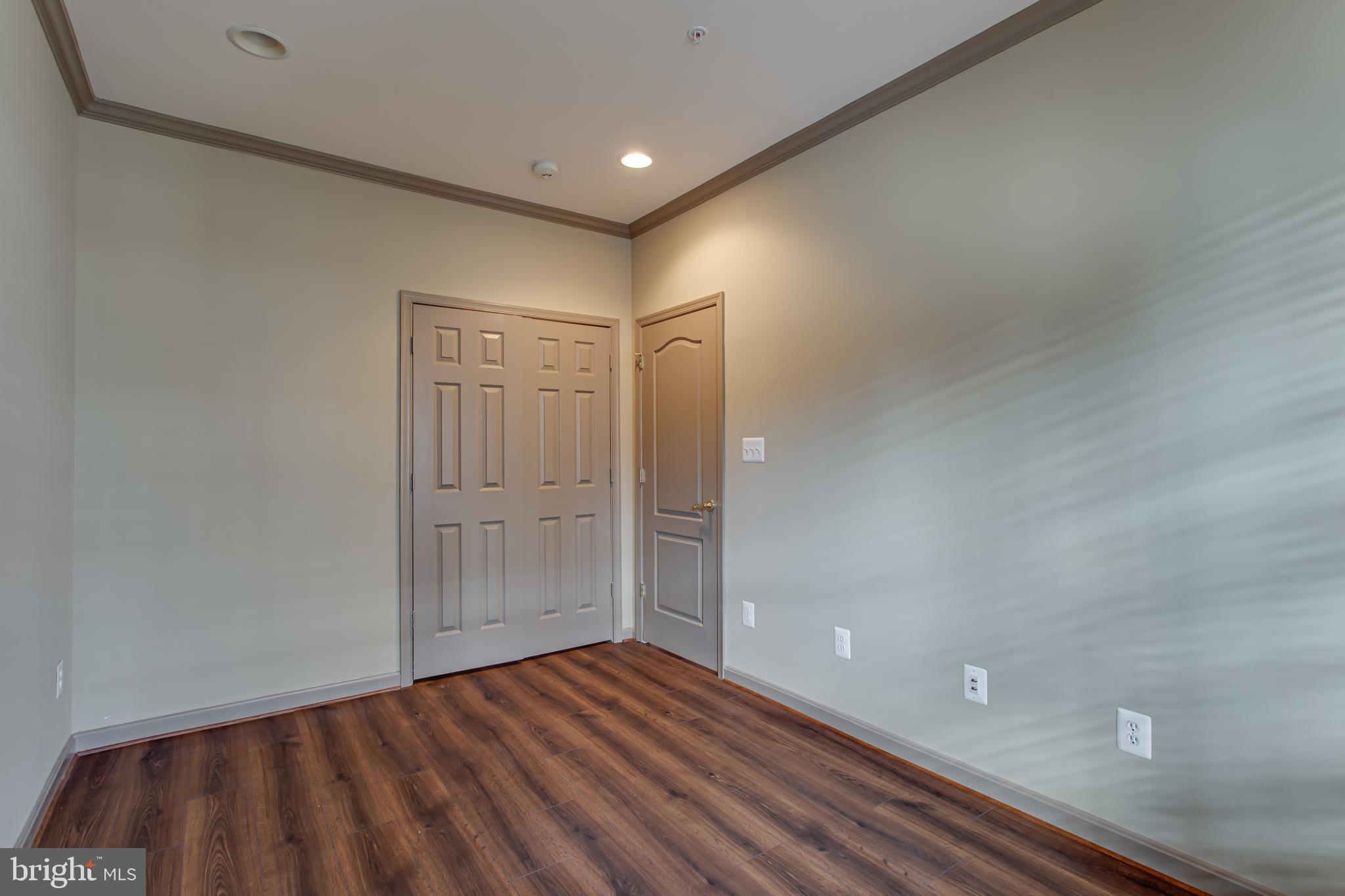 BROADLANDS SOUTH - Residential Lease