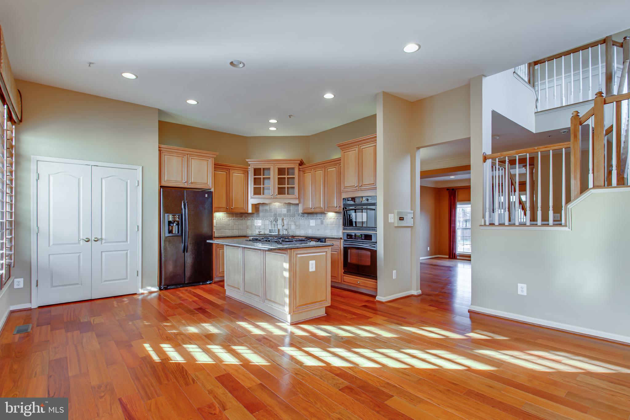 BROADLANDS SOUTH - Residential Lease