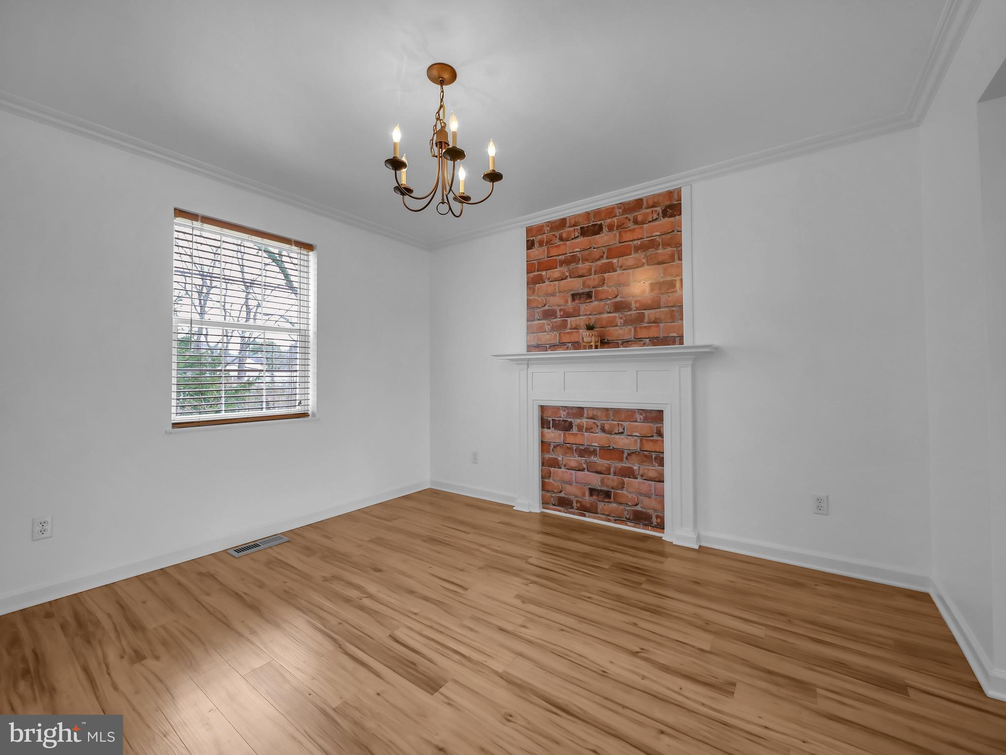 EAST NEW MARKET - Residential