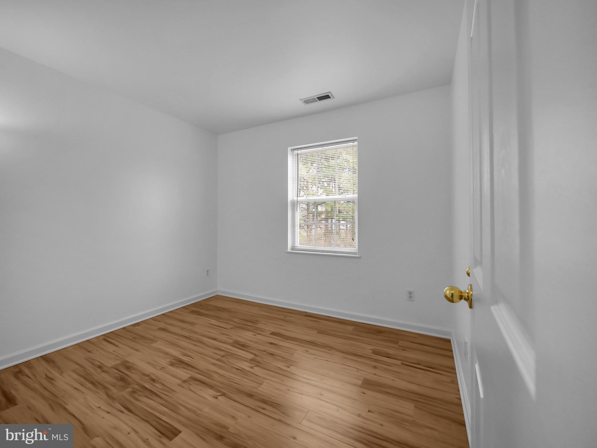 EAST NEW MARKET - Residential