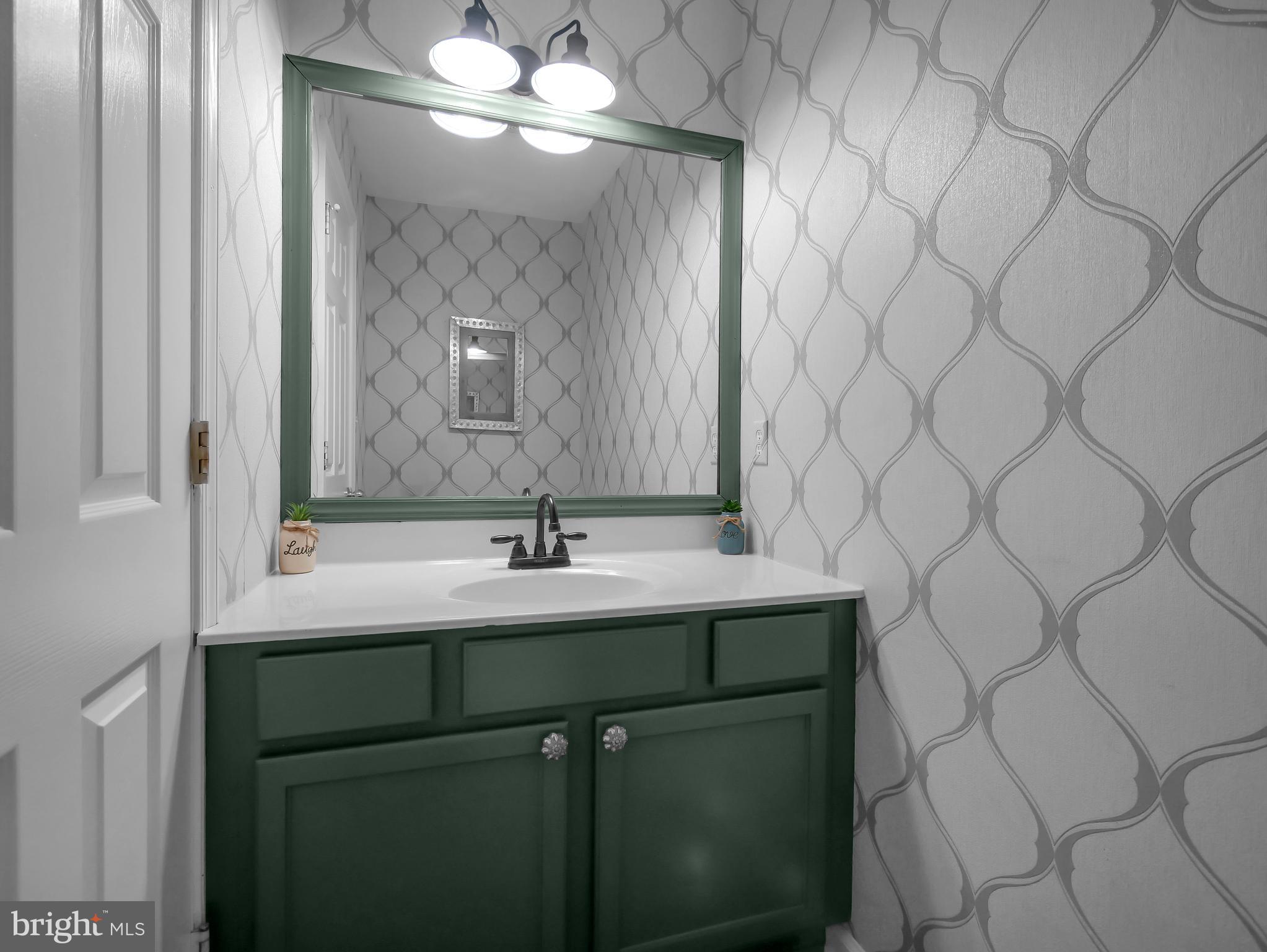 EAST NEW MARKET - Residential