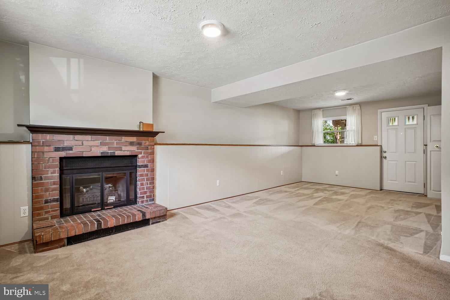 NEWINGTON FOREST - Residential