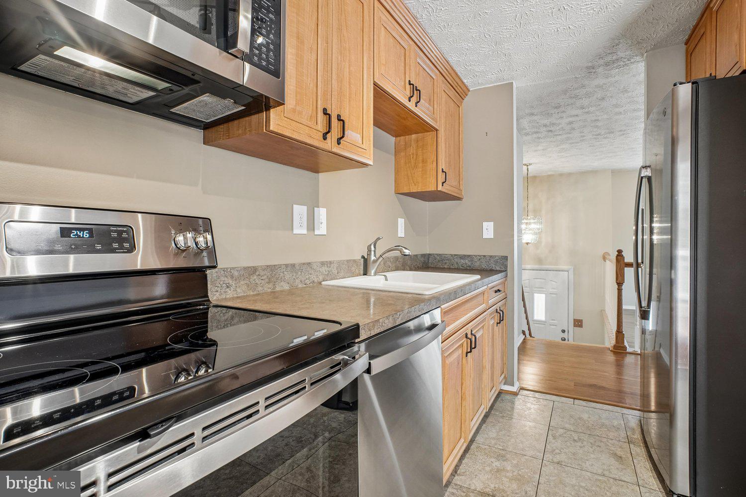 NEWINGTON FOREST - Residential