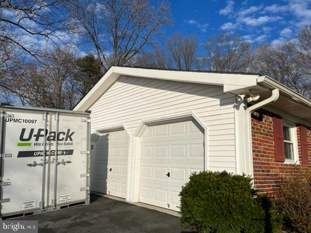 WHITEHALL AT BELAIR - Residential