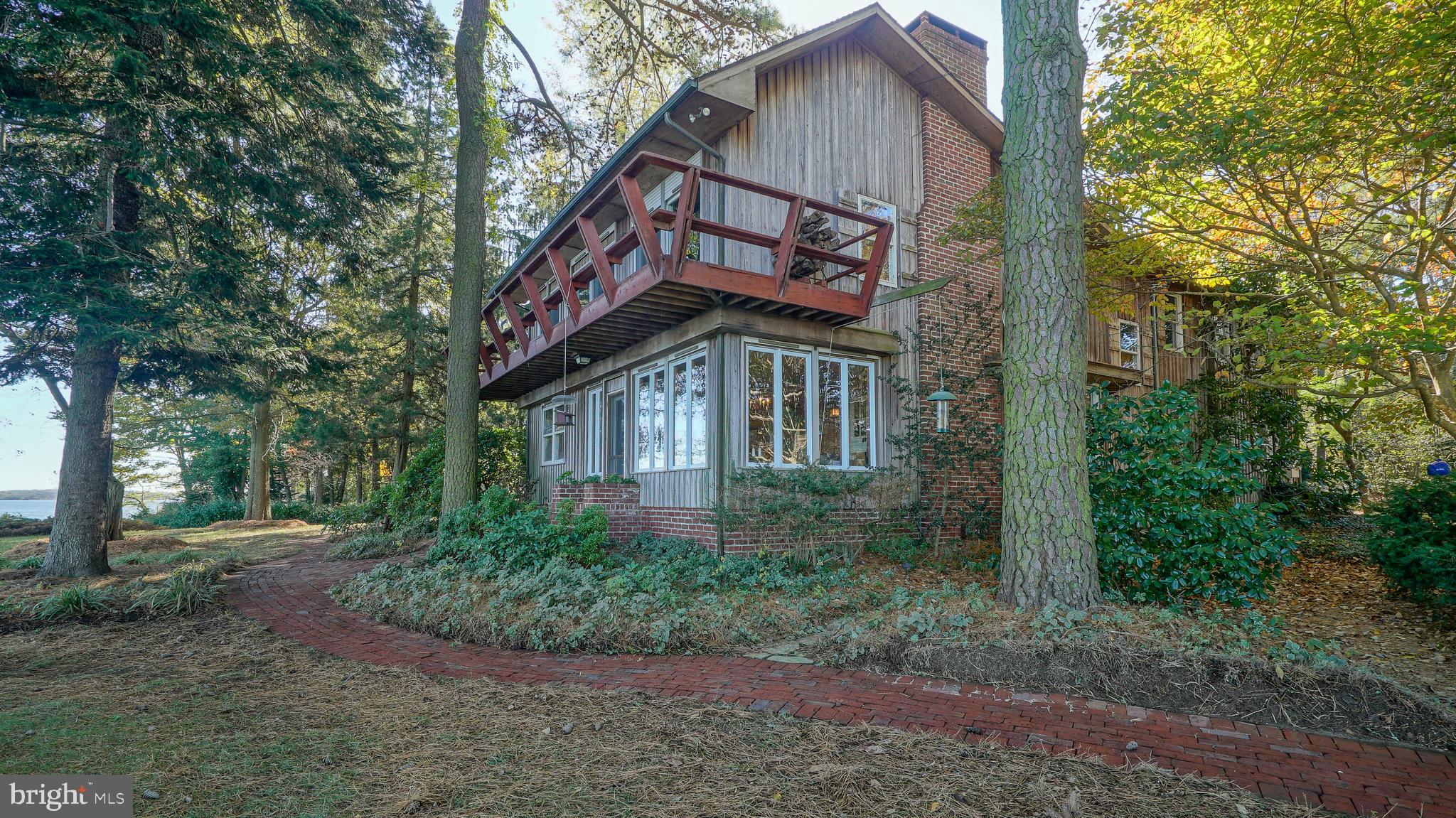 KENTMORE PARK - Residential