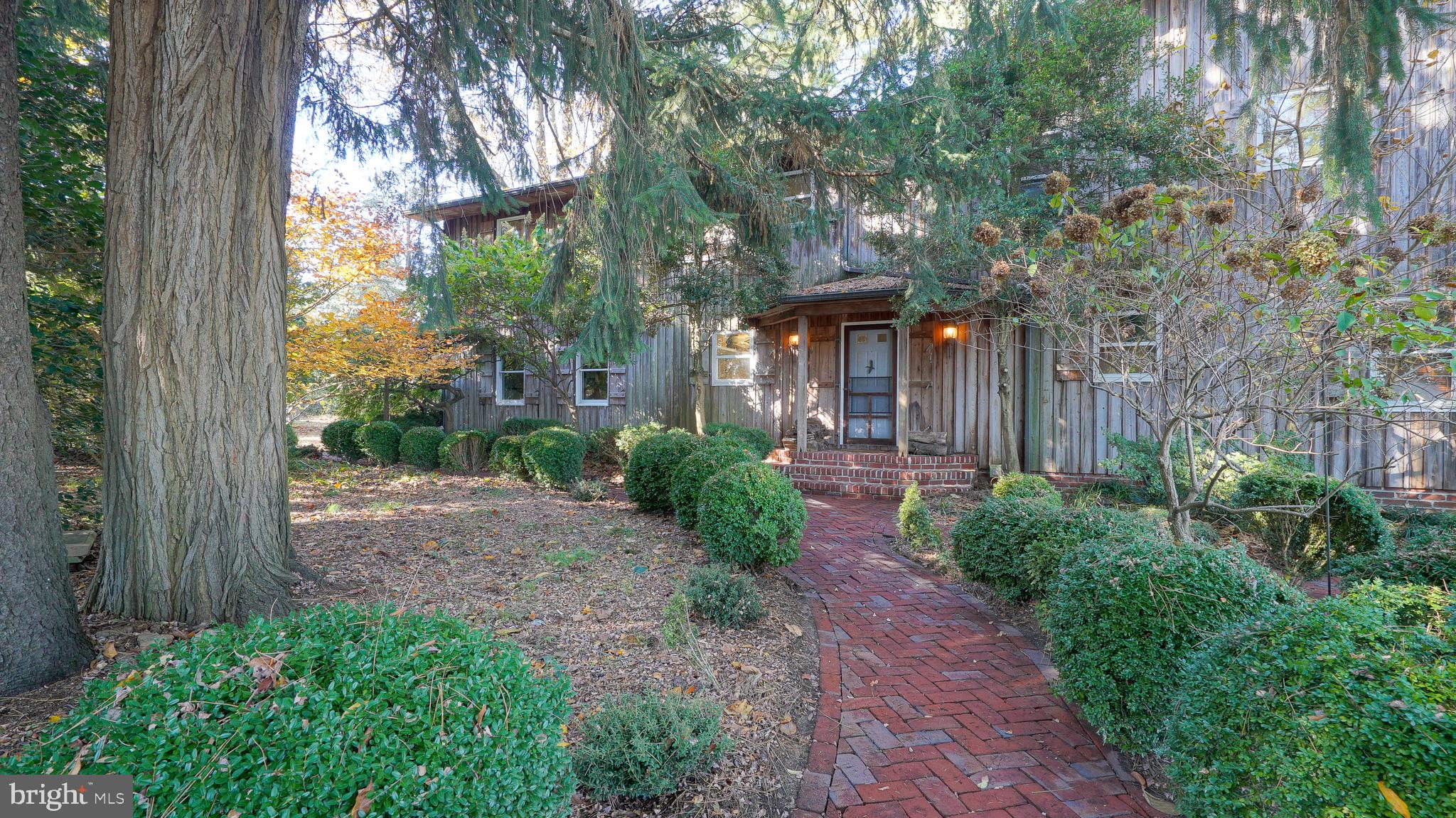 KENTMORE PARK - Residential