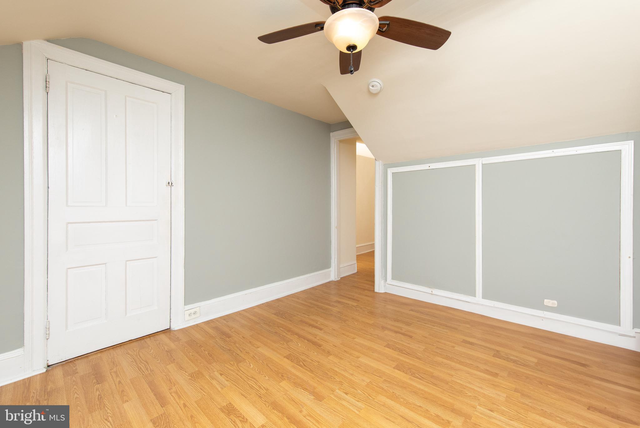 ROXBOROUGH - Residential