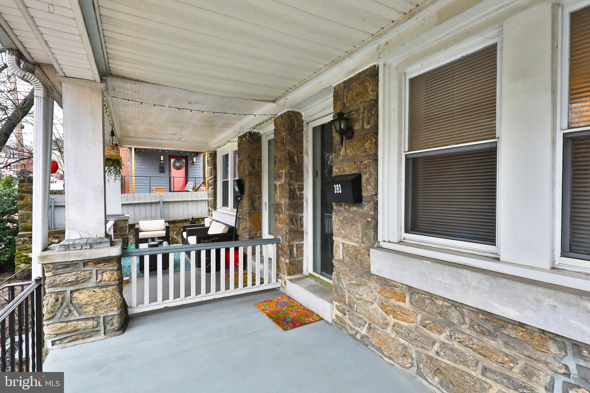 ROXBOROUGH - Residential