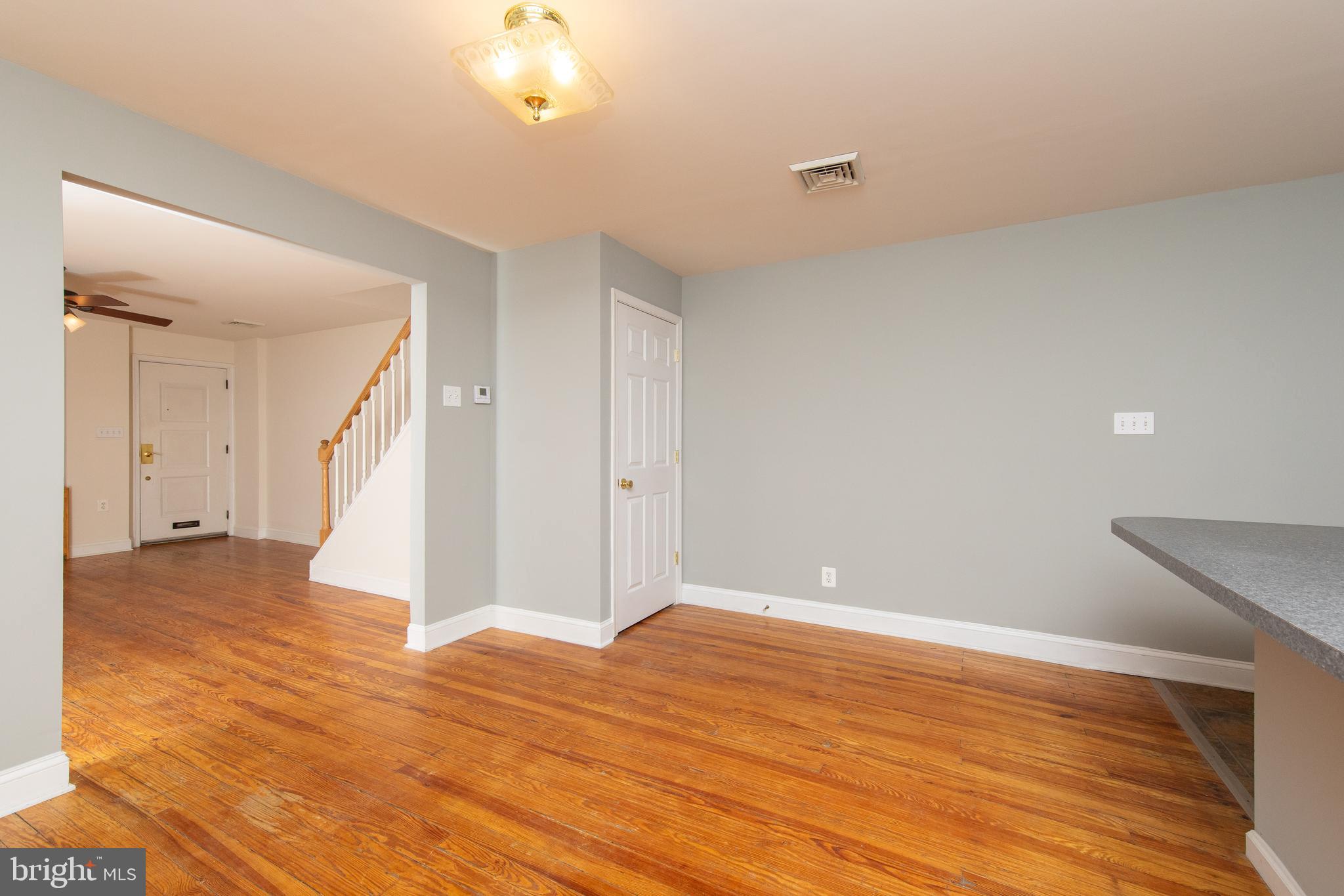 ROXBOROUGH - Residential