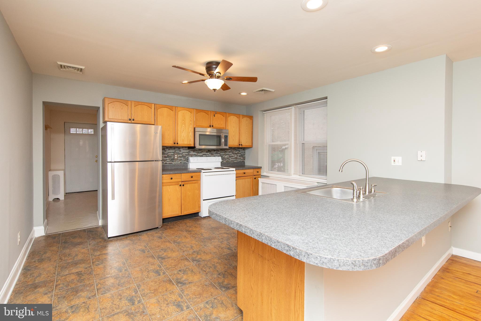 ROXBOROUGH - Residential