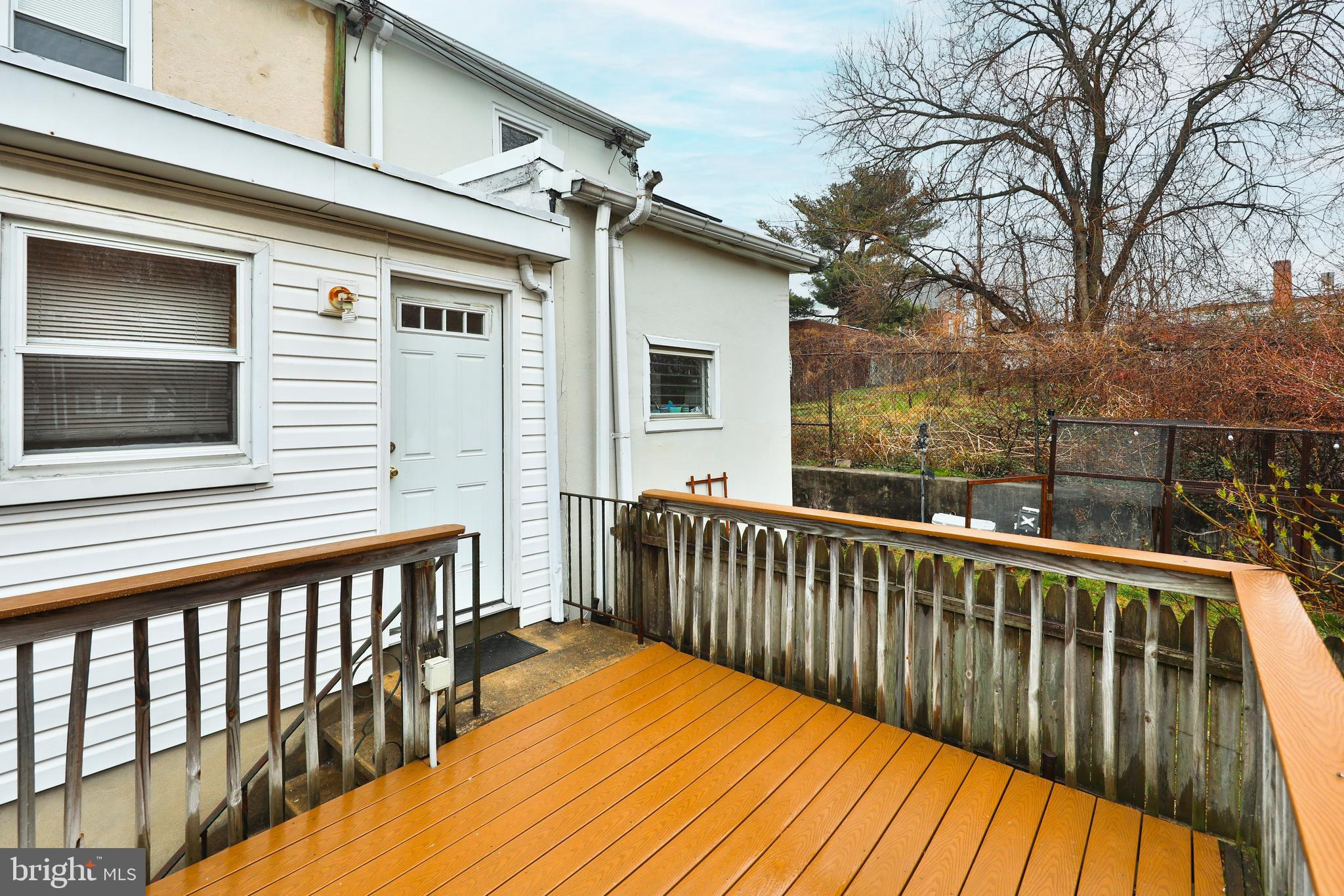 ROXBOROUGH - Residential