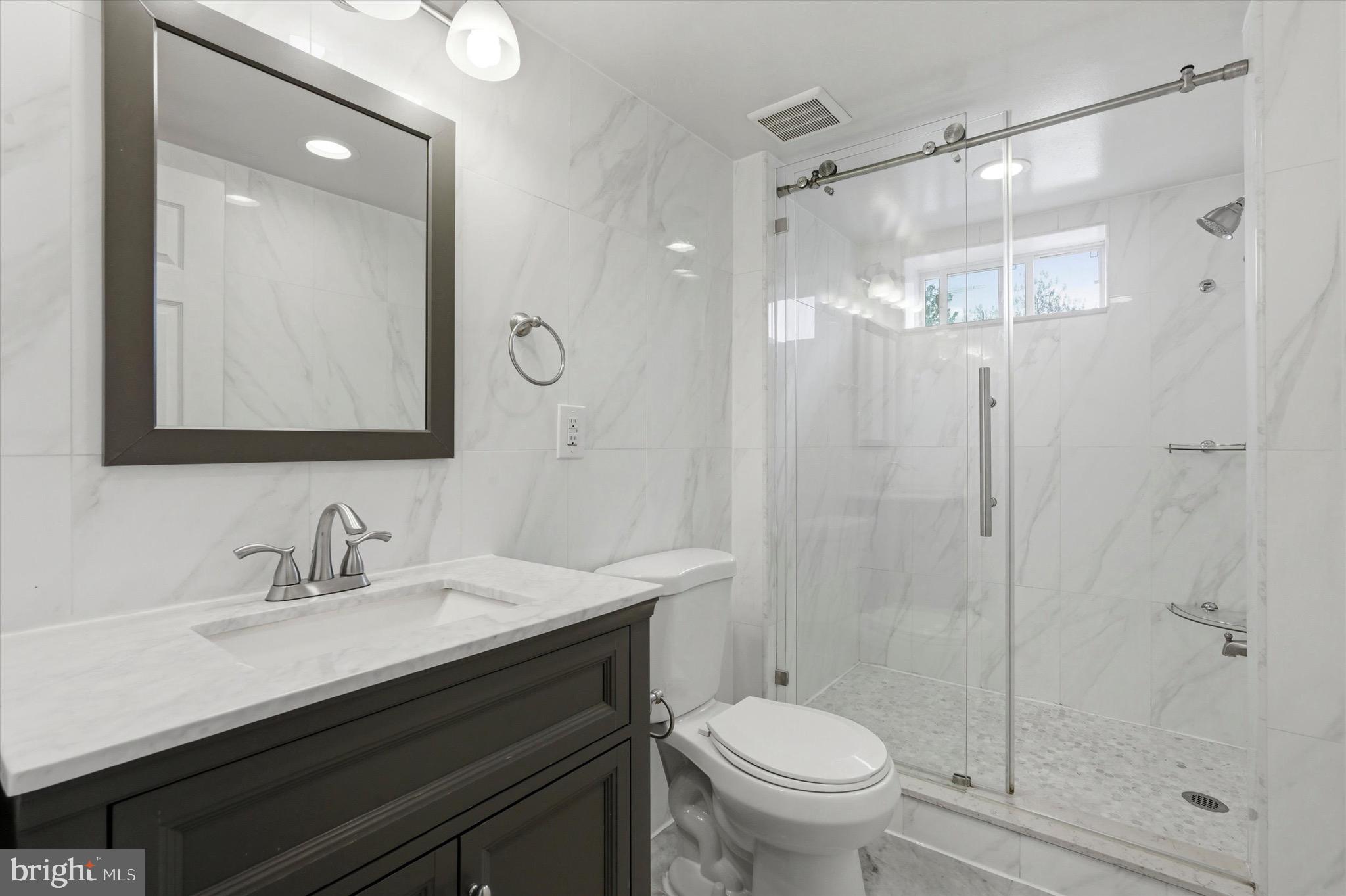 EAST PASSYUNK CROSSING - Residential