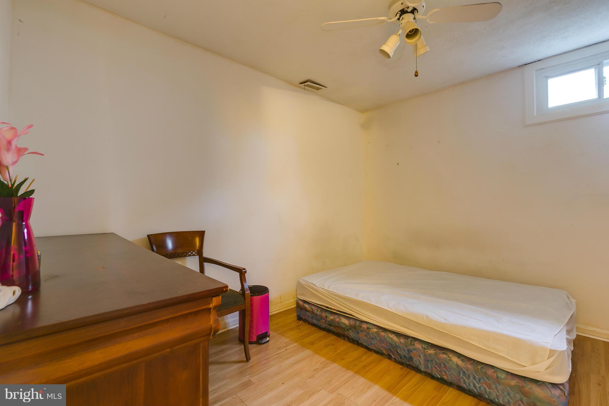 CARDINAL GLEN - Residential