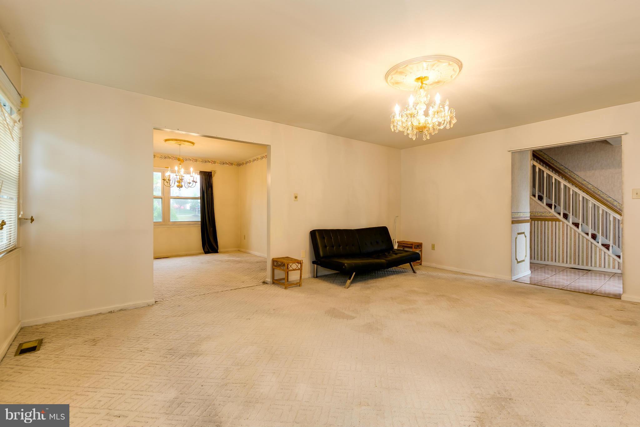 CARDINAL GLEN - Residential