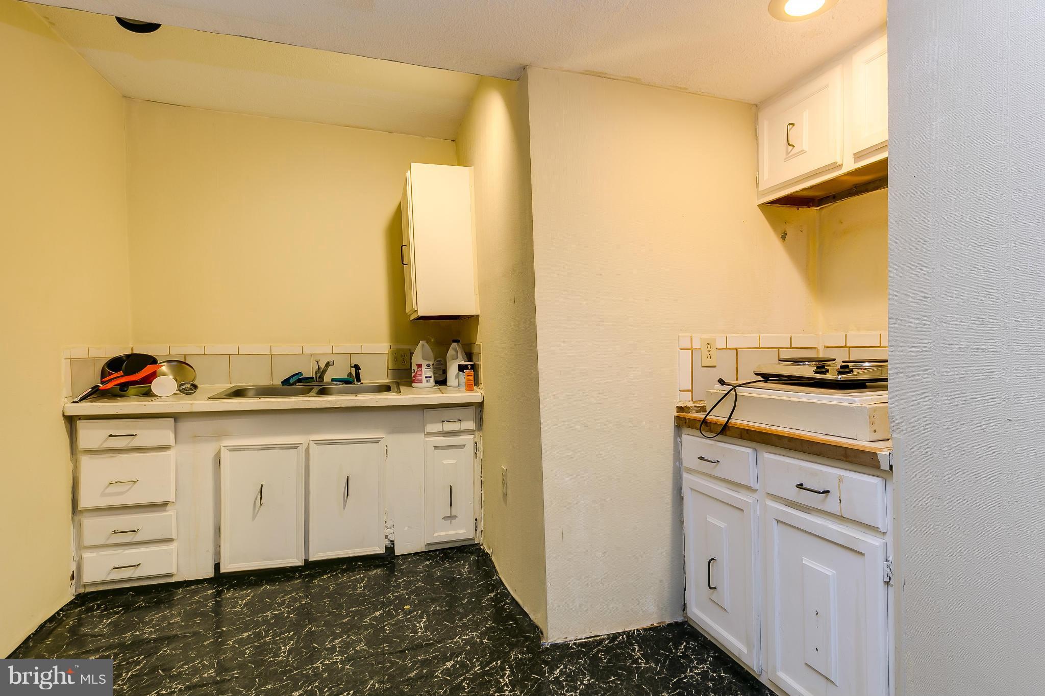 CARDINAL GLEN - Residential