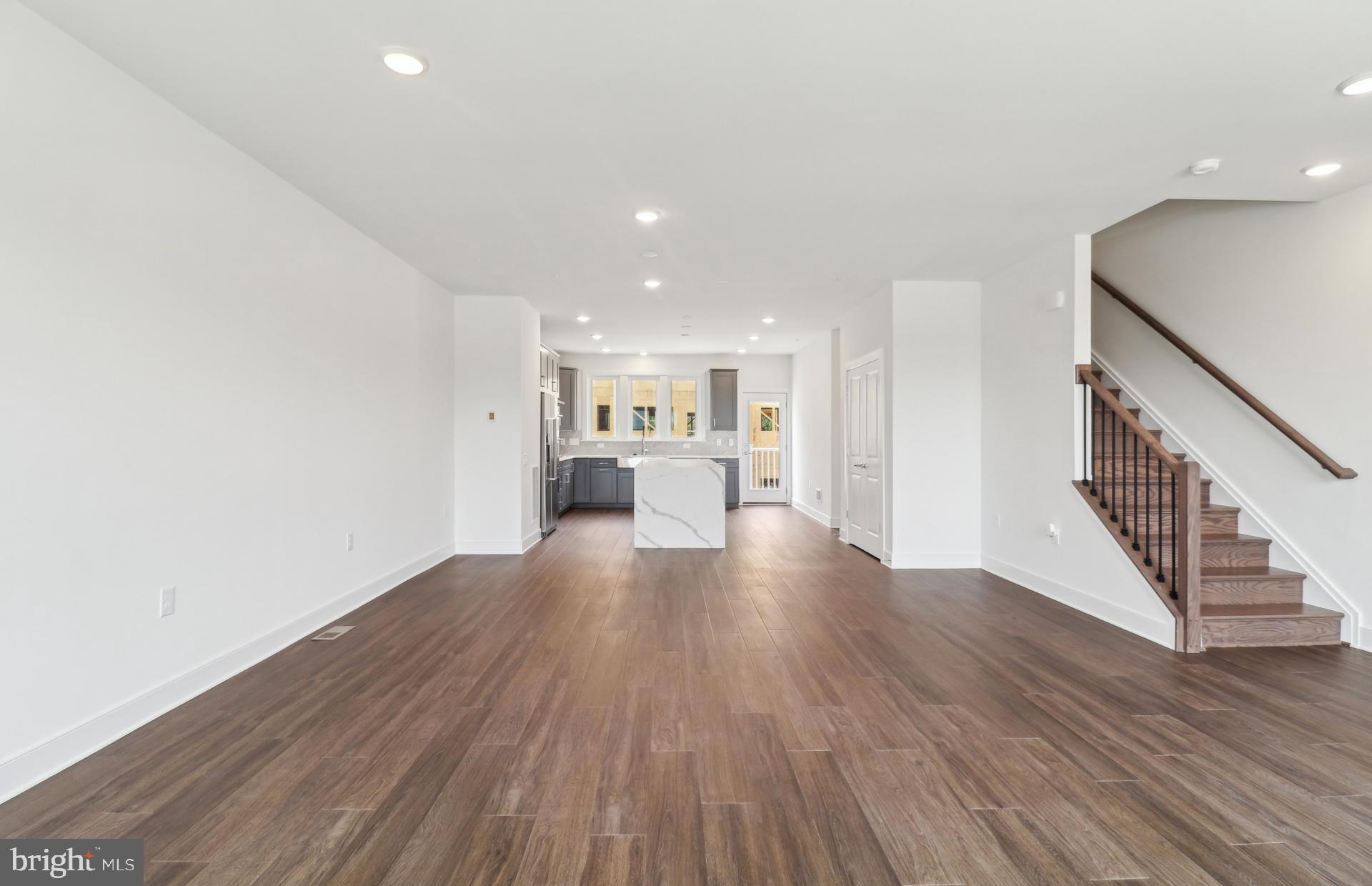 BELMONT OVERLOOK - Residential