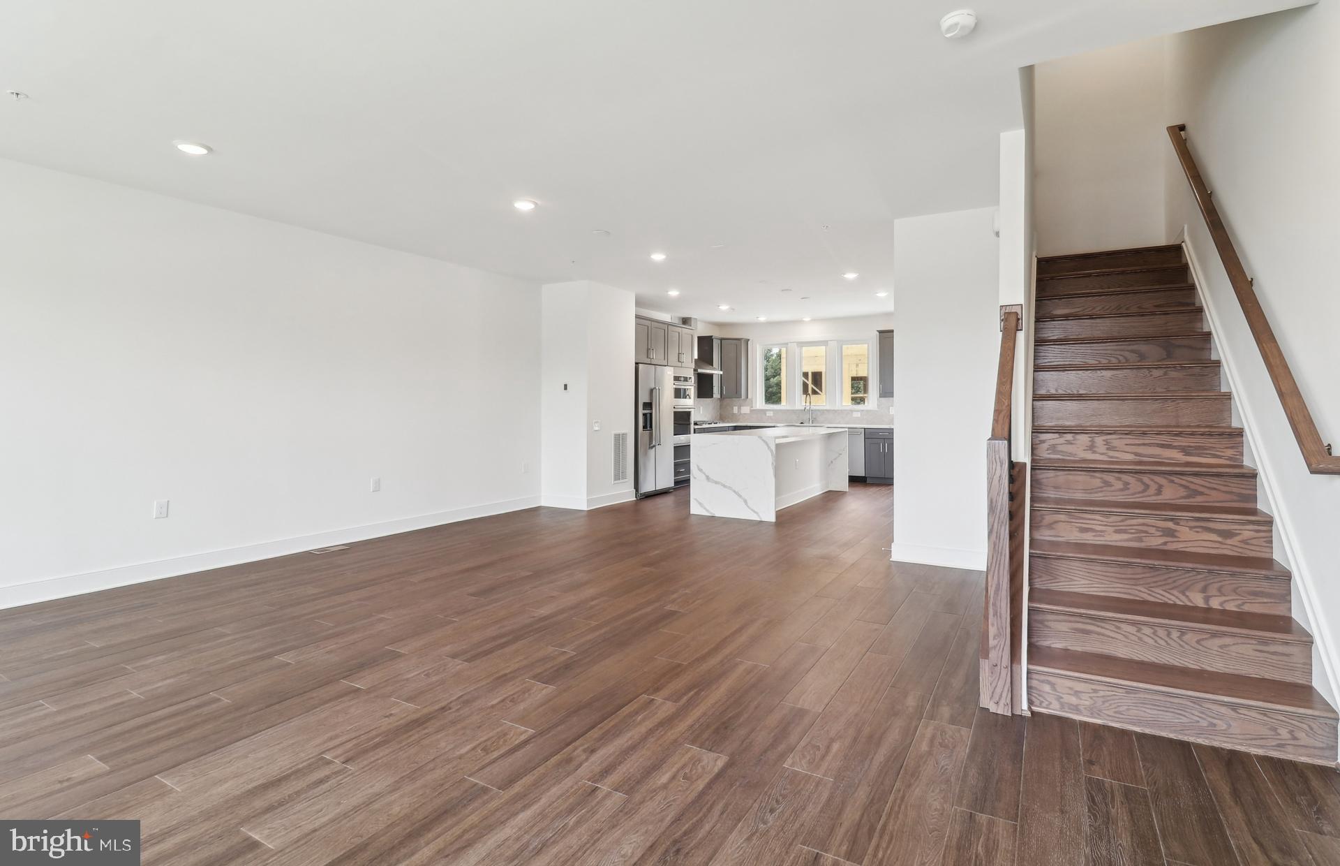 BELMONT OVERLOOK - Residential