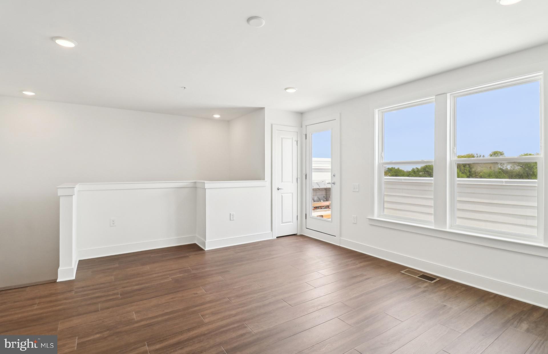 BELMONT OVERLOOK - Residential