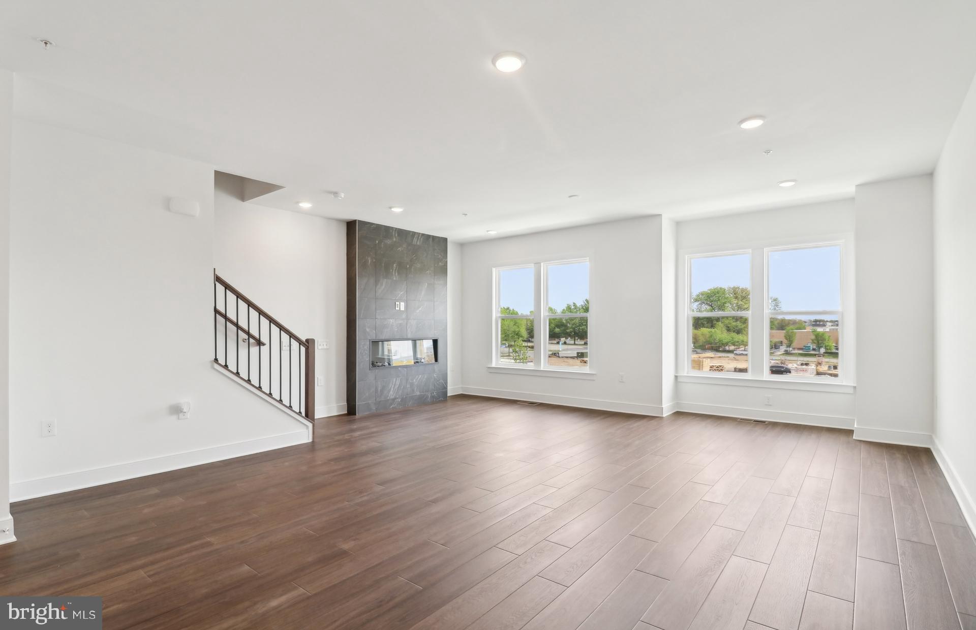 BELMONT OVERLOOK - Residential