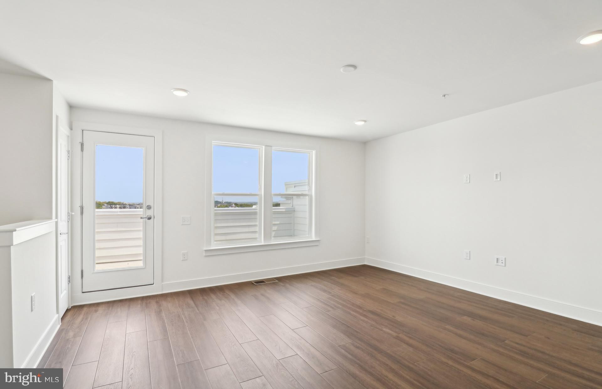 BELMONT OVERLOOK - Residential