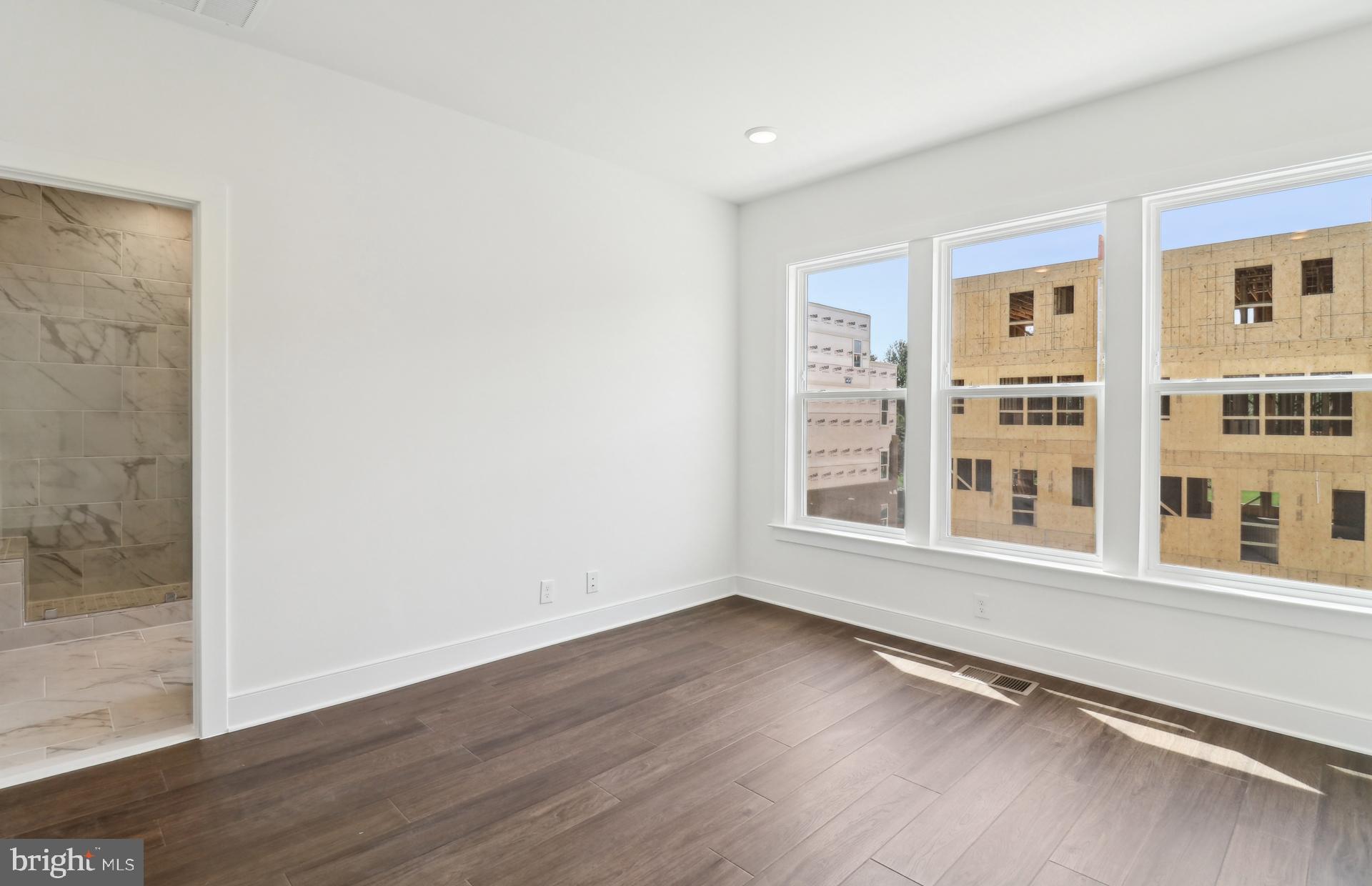 BELMONT OVERLOOK - Residential