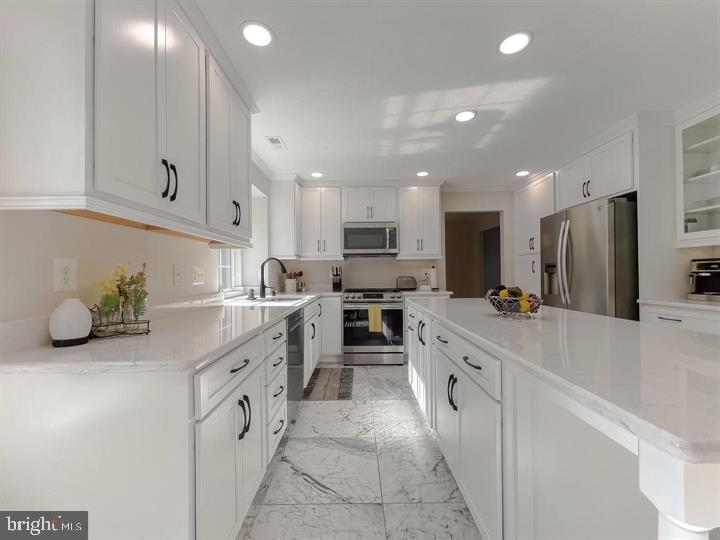 BAY RIDGE ESTATES - Residential