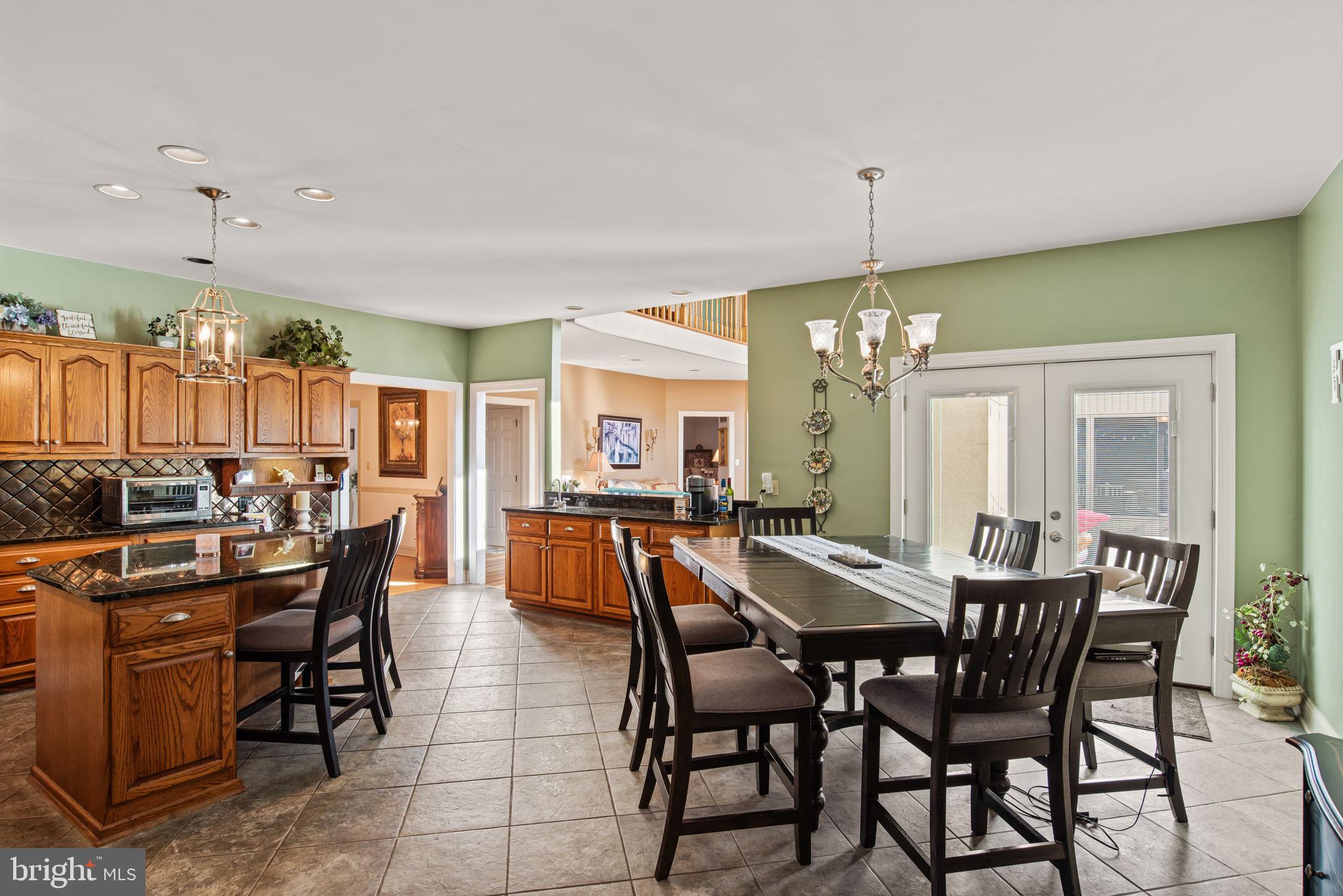 HEPPLEWHITE ESTATES - Residential