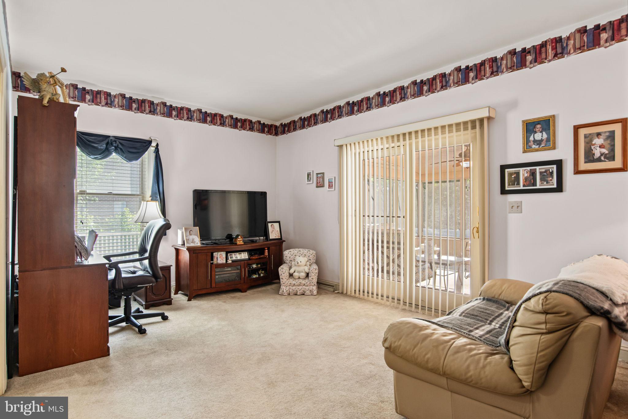 HEPPLEWHITE ESTATES - Residential