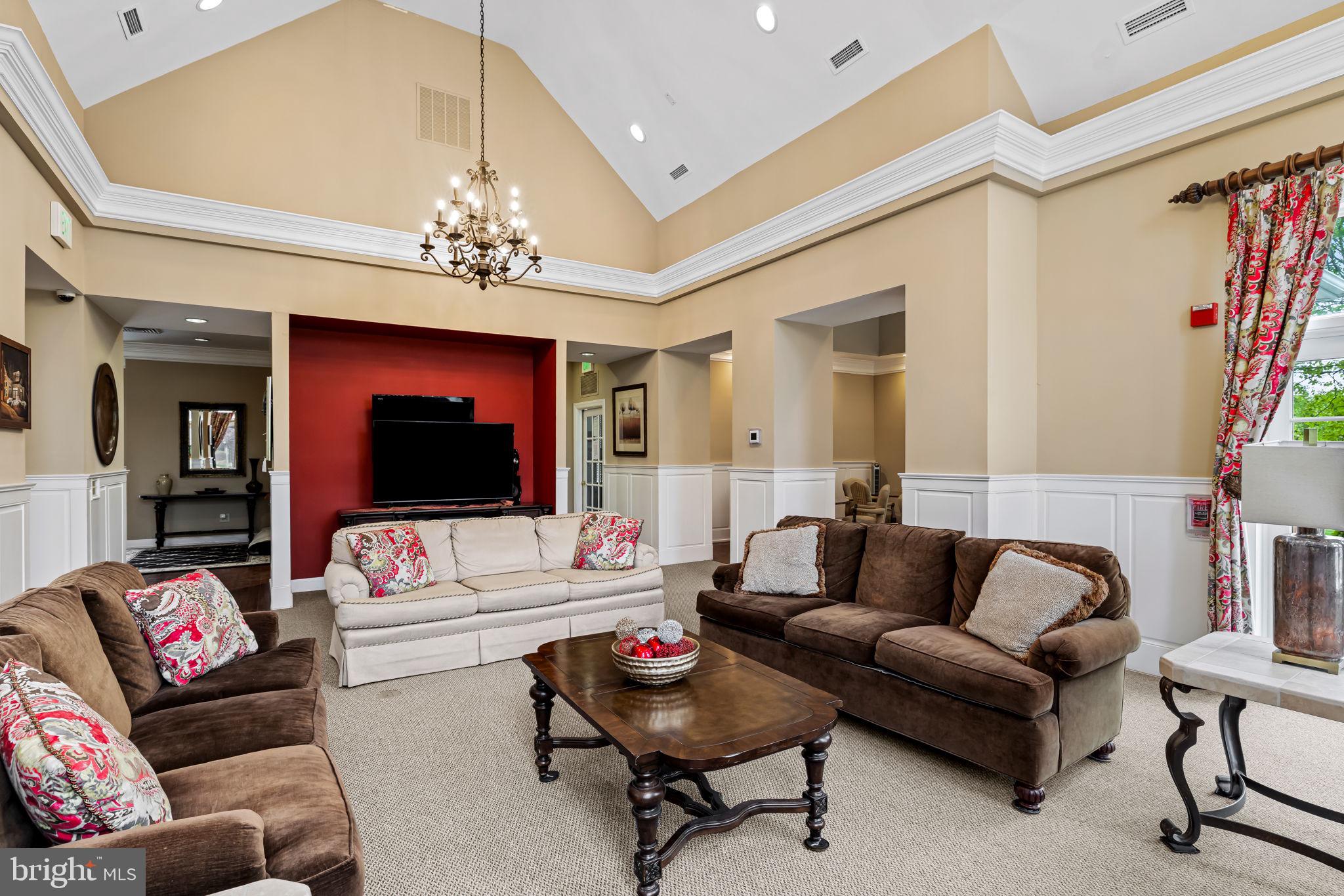 ELLICOTT MEADOWS - Residential