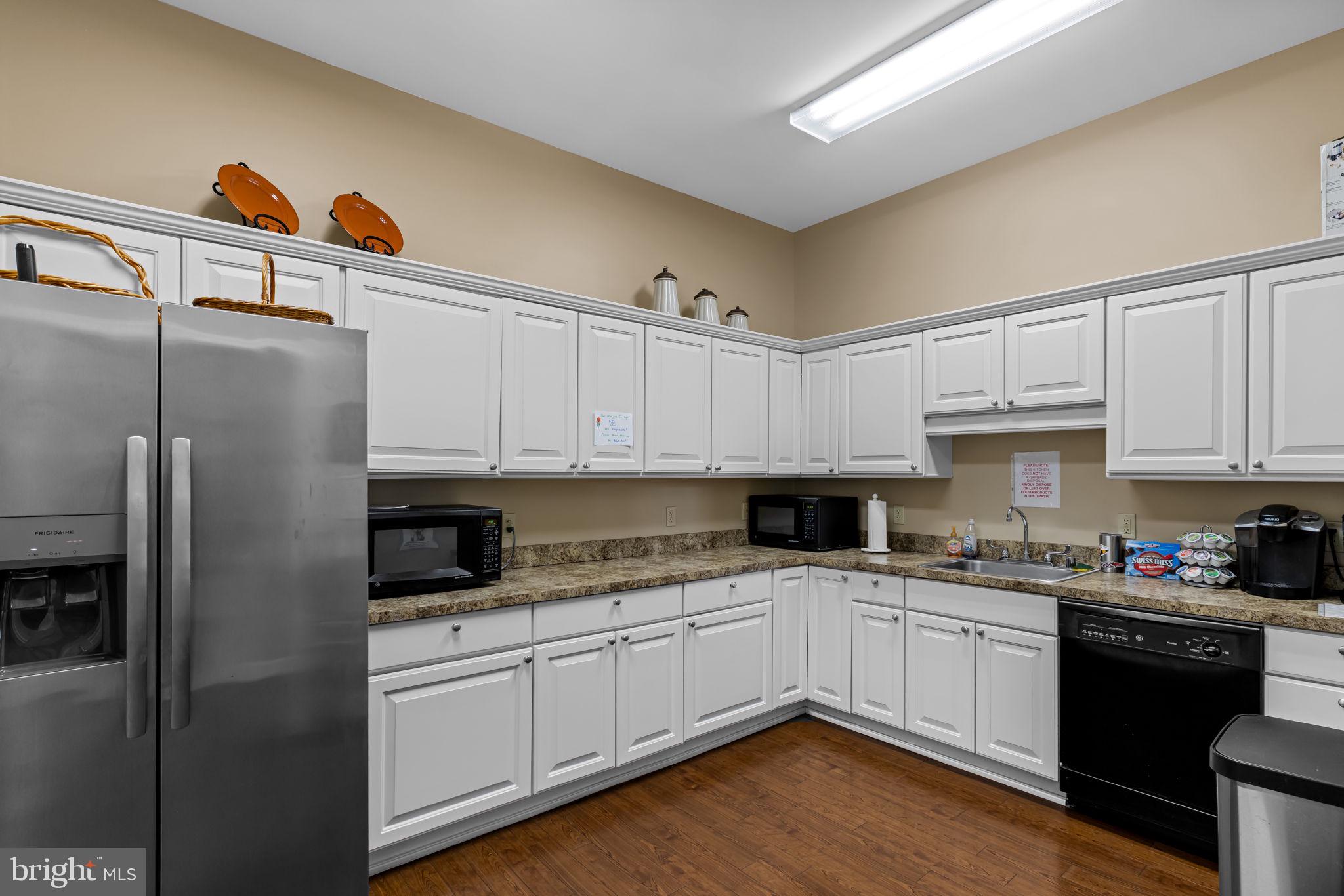 ELLICOTT MEADOWS - Residential